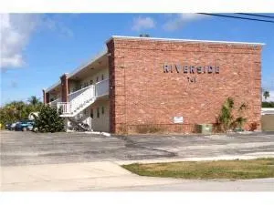 761 Hummingbird Way, #202