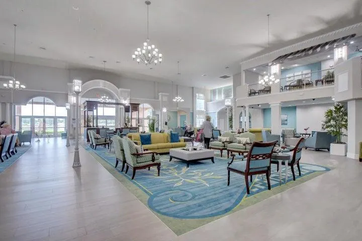 635 E Monaco Court E, #635