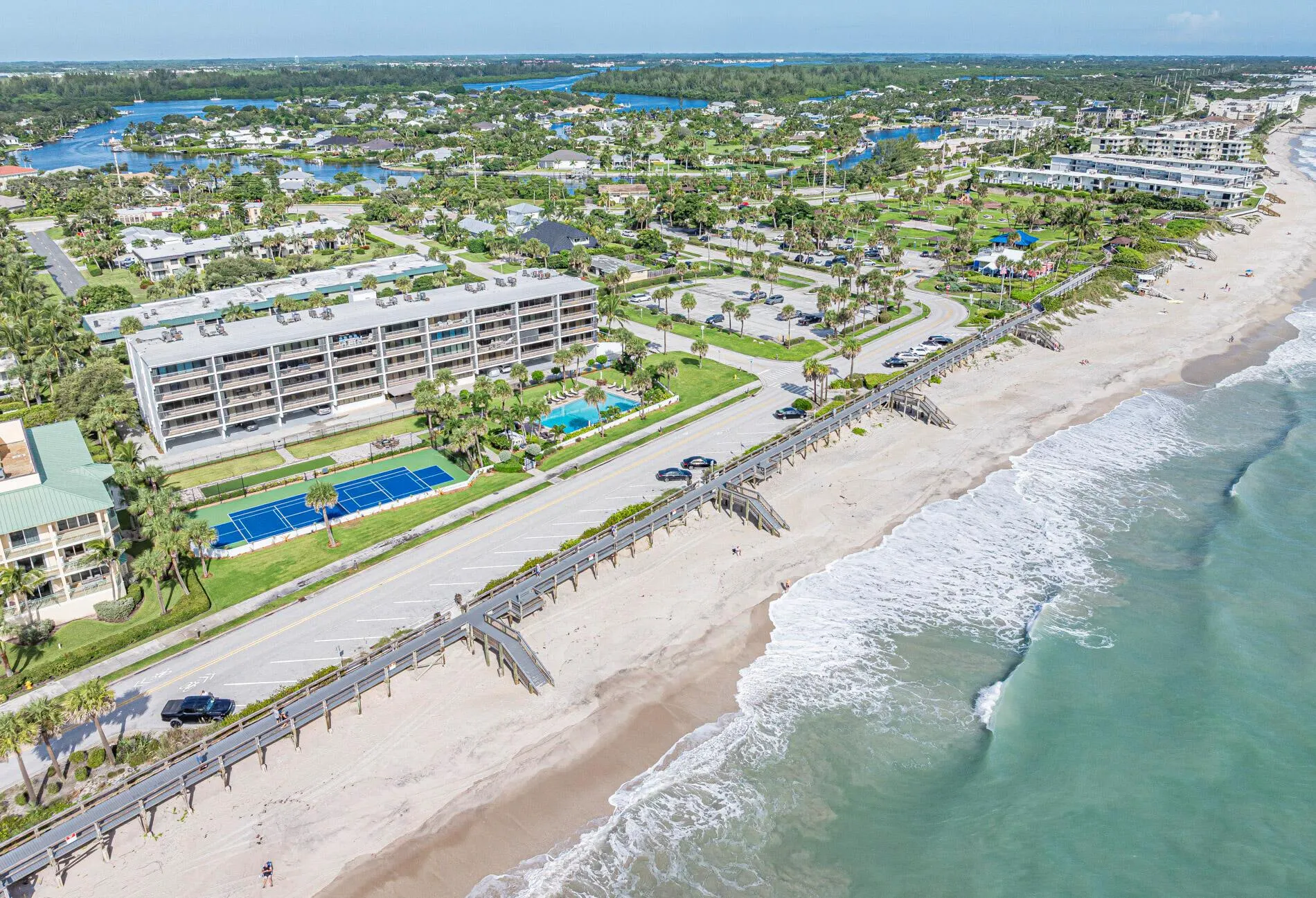 4141 Ocean Drive, #403