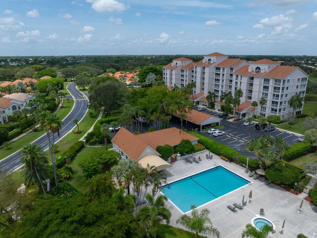 17031 Boca Club Boulevard, #065a