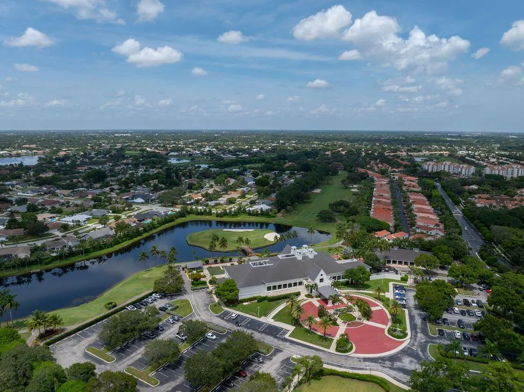 17031 Boca Club Boulevard, #065a