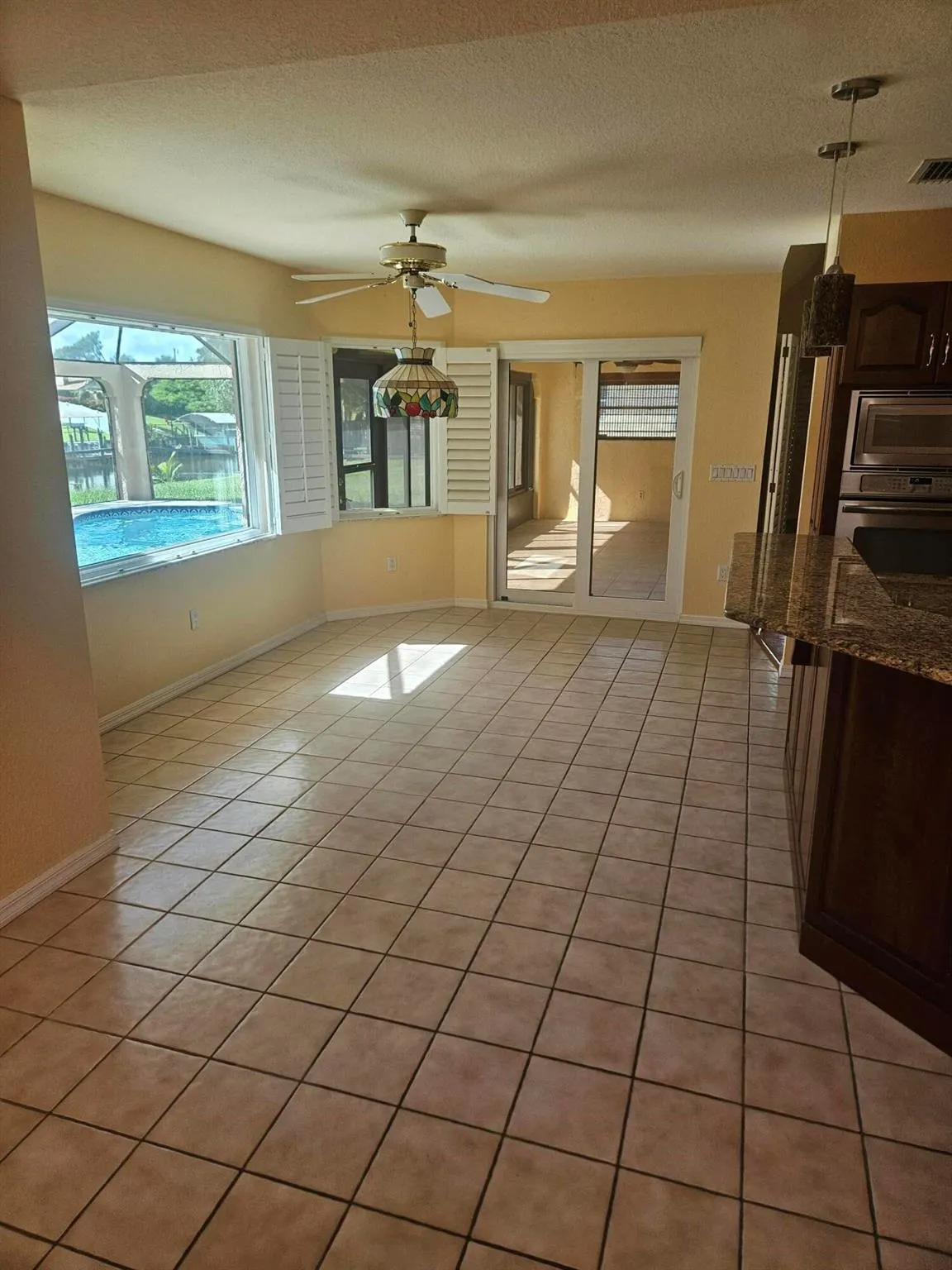 382 SE Naranja Avenue
