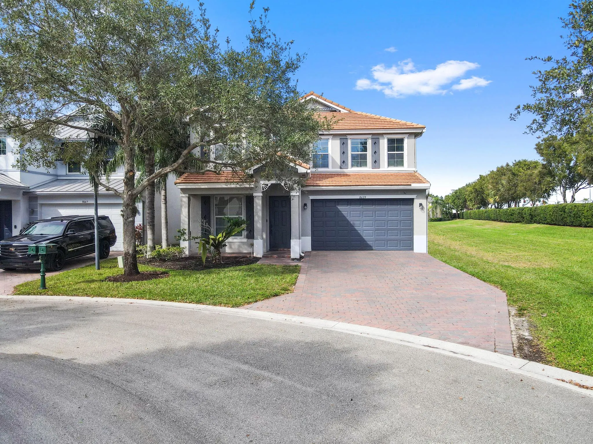 8639 Tally Ho Lane