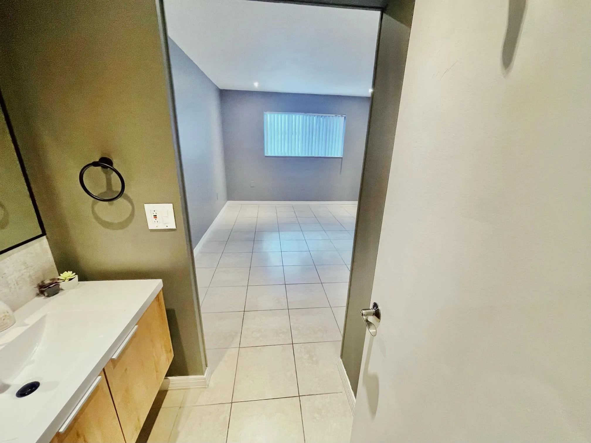 1410 S Federal Highway, #205