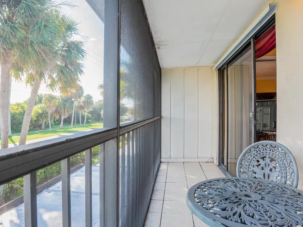 1903 NE Media Avenue, #10