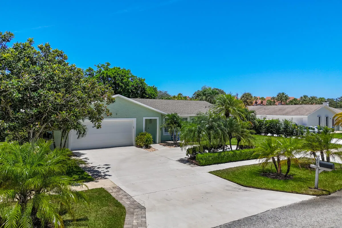 2347 Windsor Road