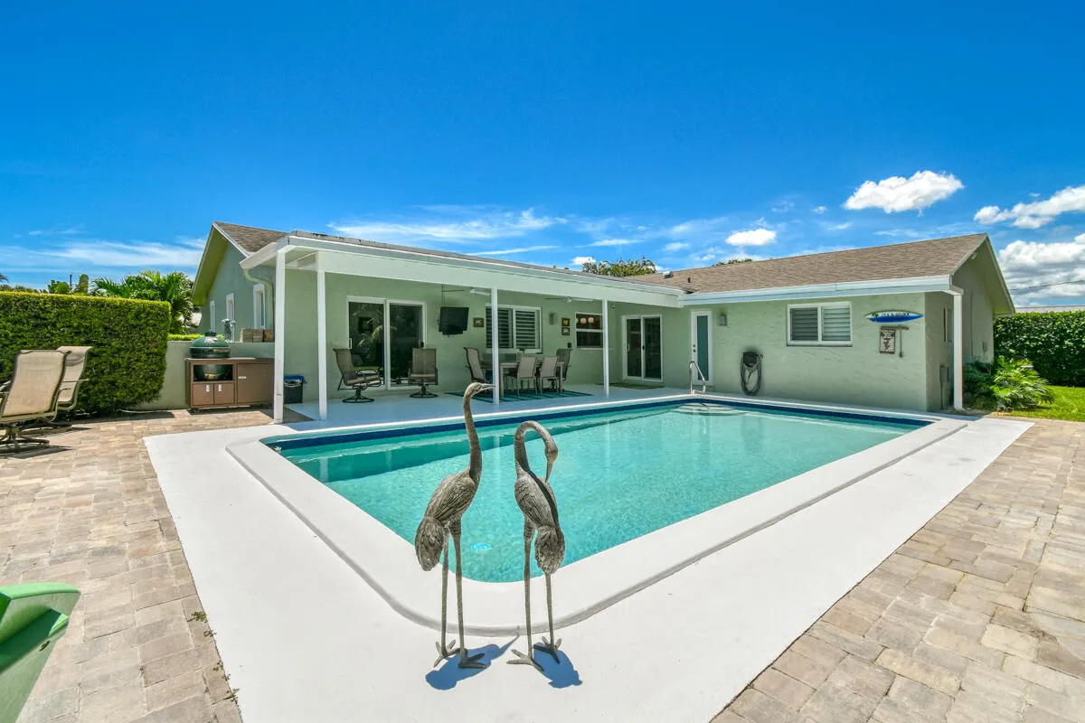 2347 Windsor Road