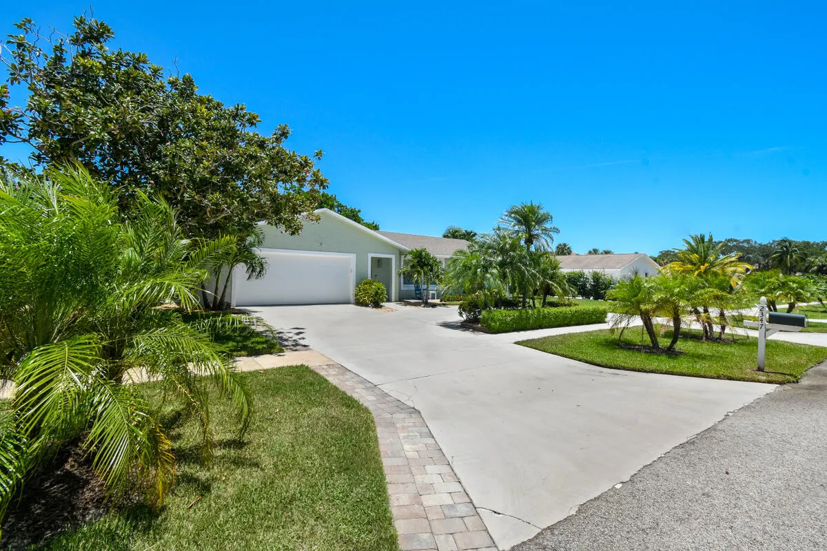 2347 Windsor Road