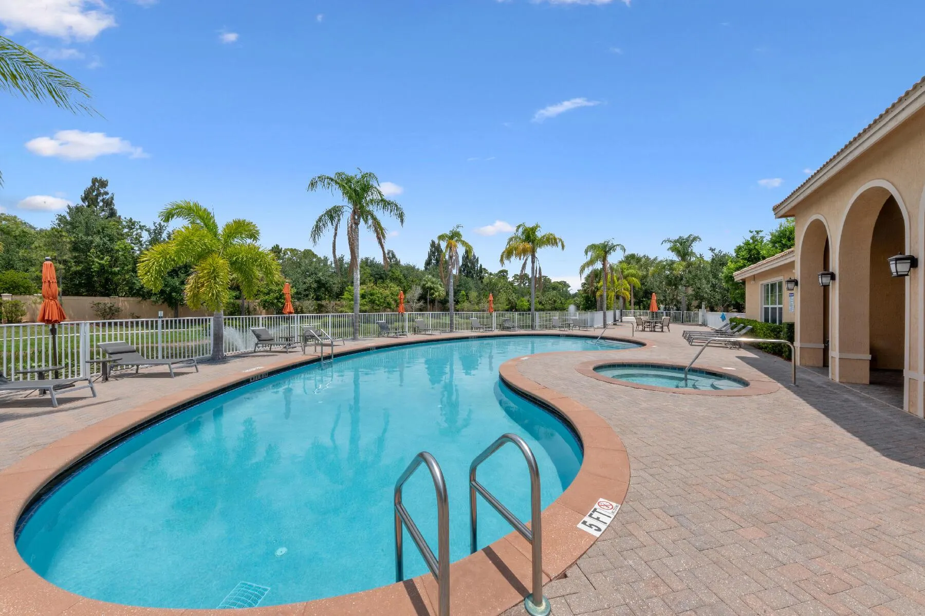 5911 Monterra Club Drive
