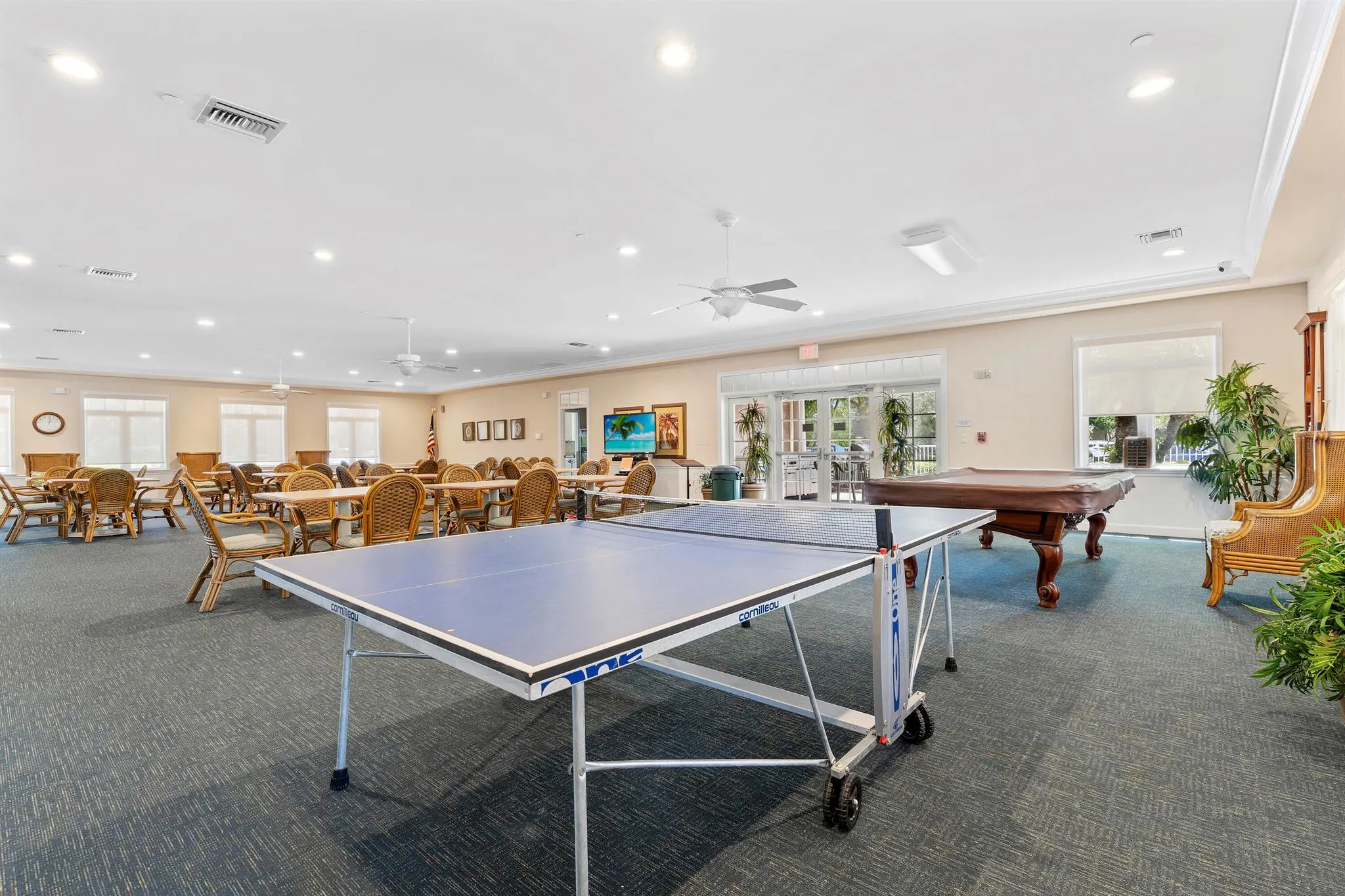 34 Harbour Isle Drive W, #204