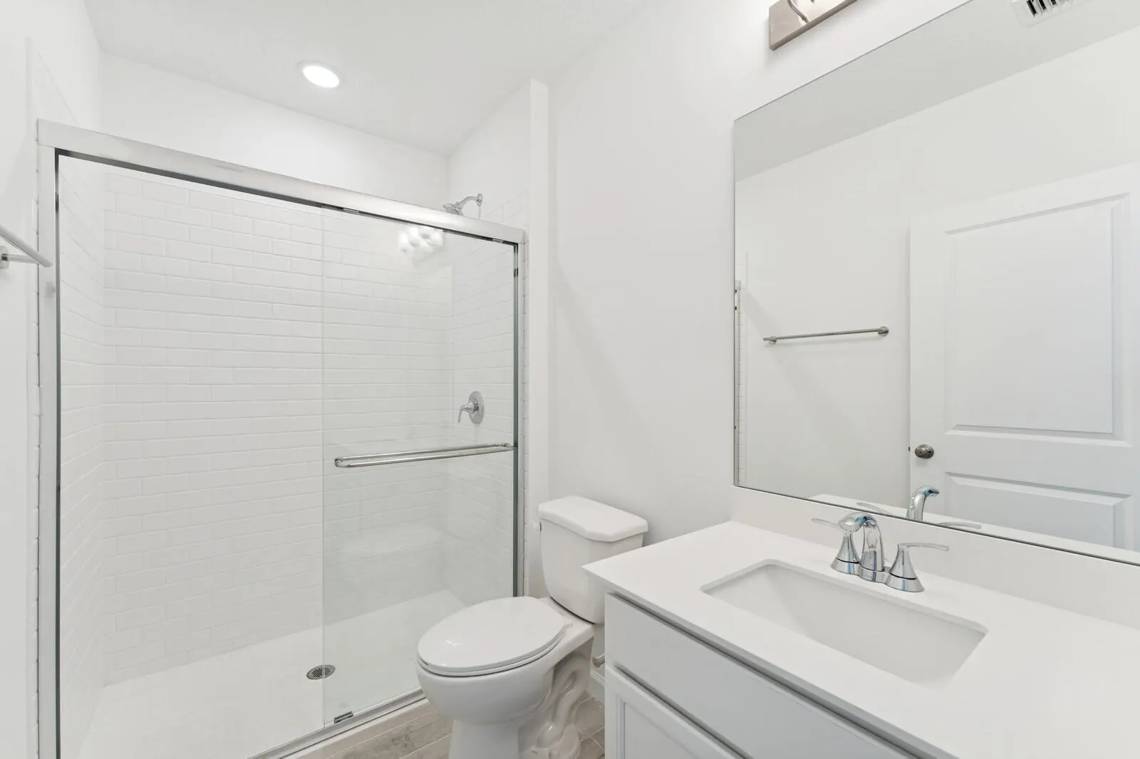 885 SW Tulip Boulevard, #40