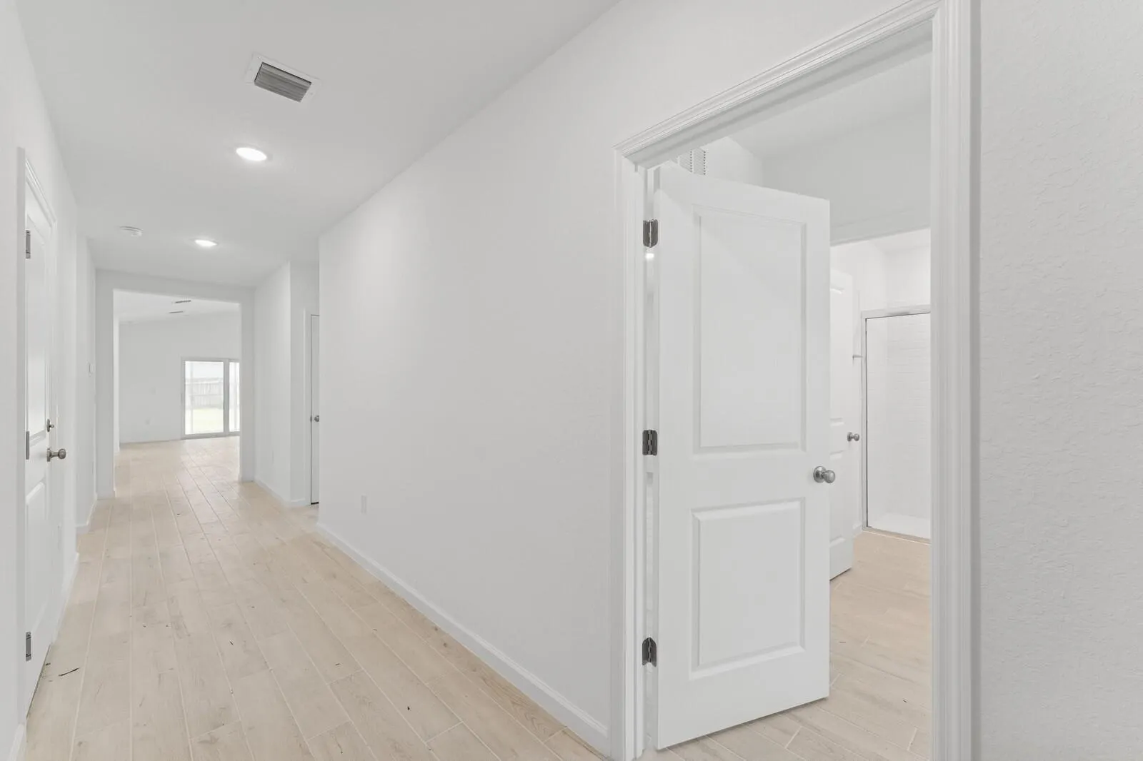 885 SW Tulip Boulevard, #40