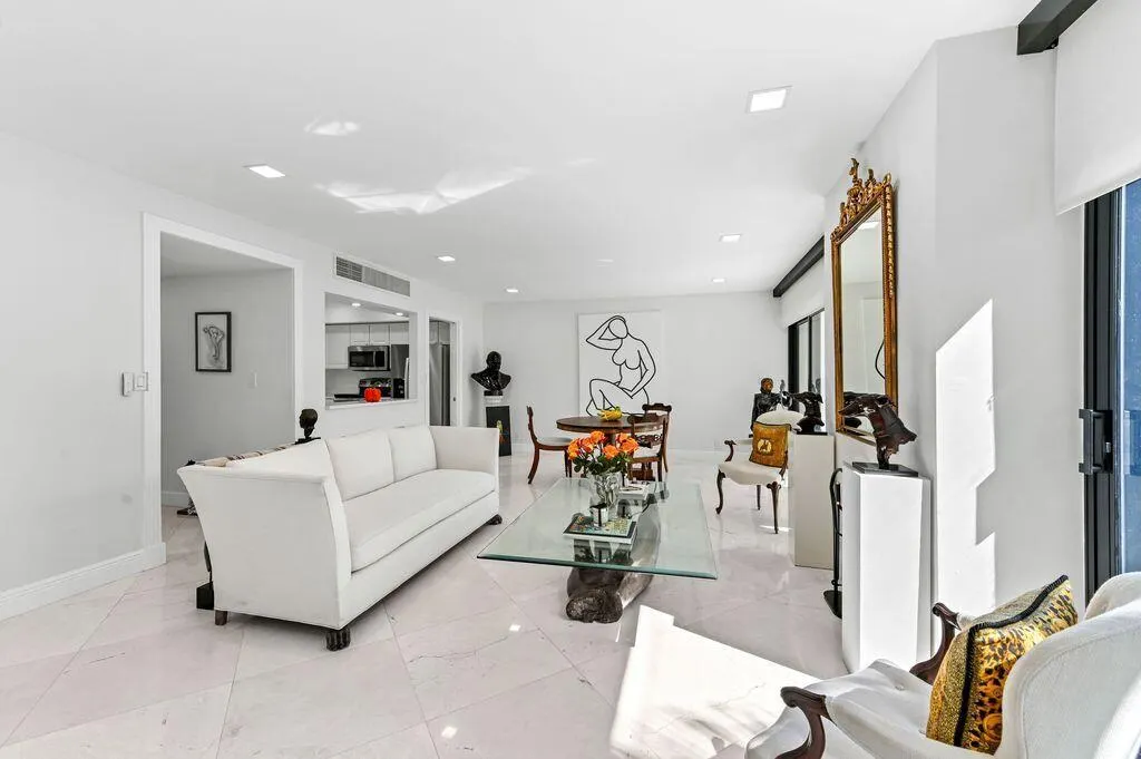 1924 Presidential Way, #2-C