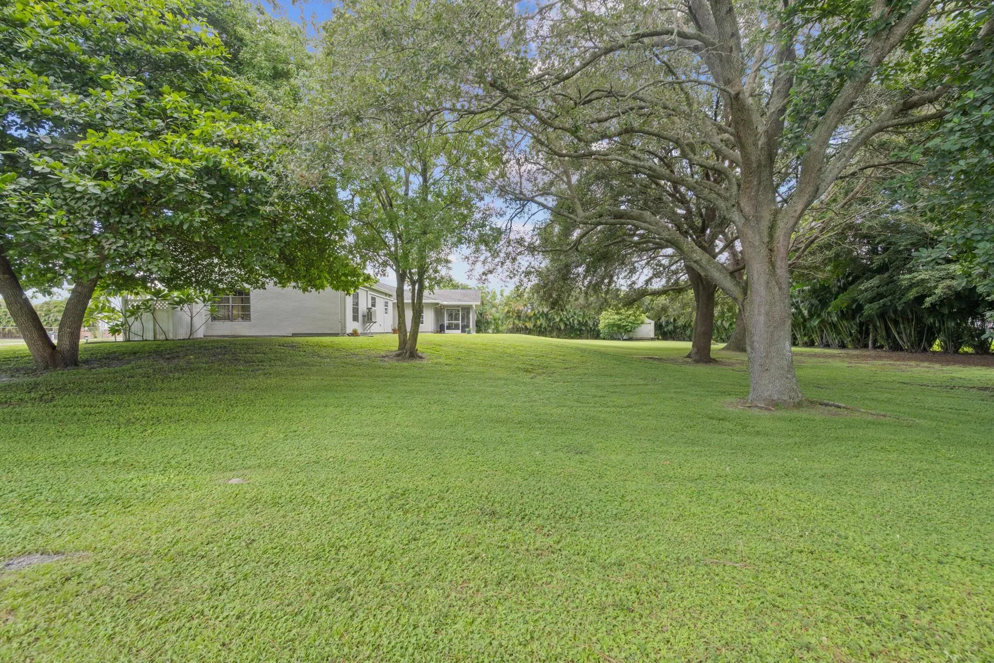 16185 72nd Drive N