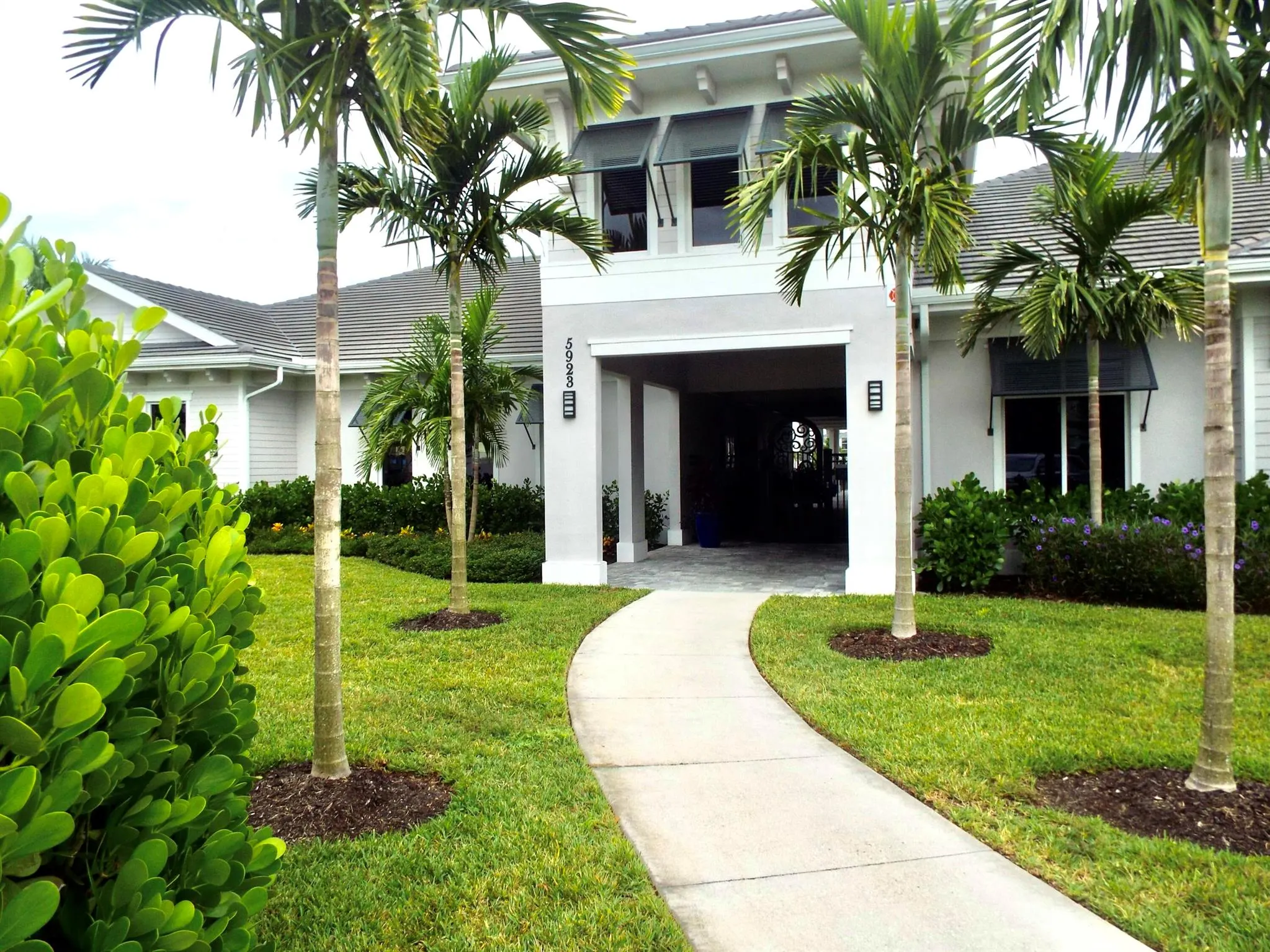 5721 Oakmont Court, #9022