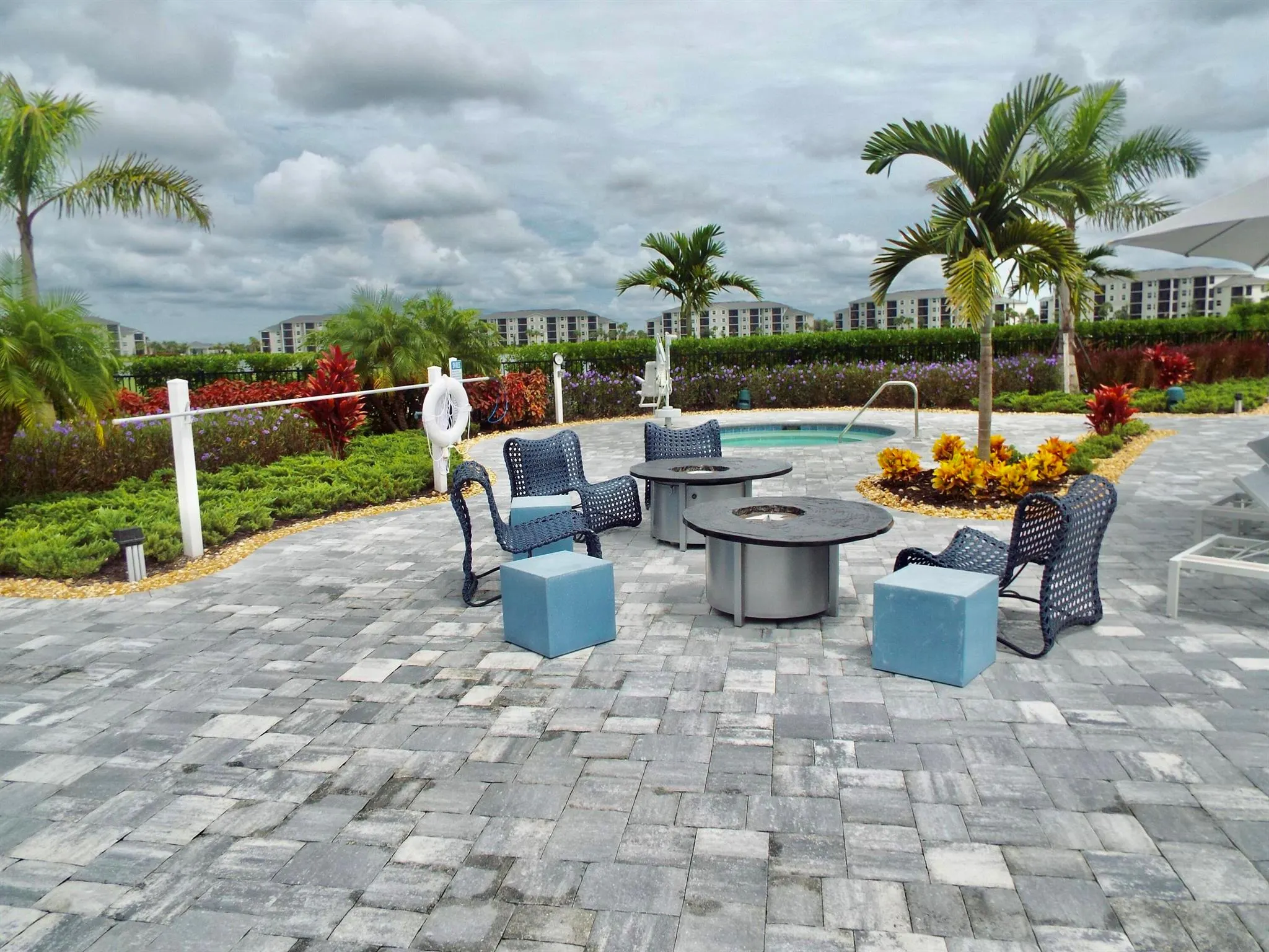 5721 Oakmont Court, #9022
