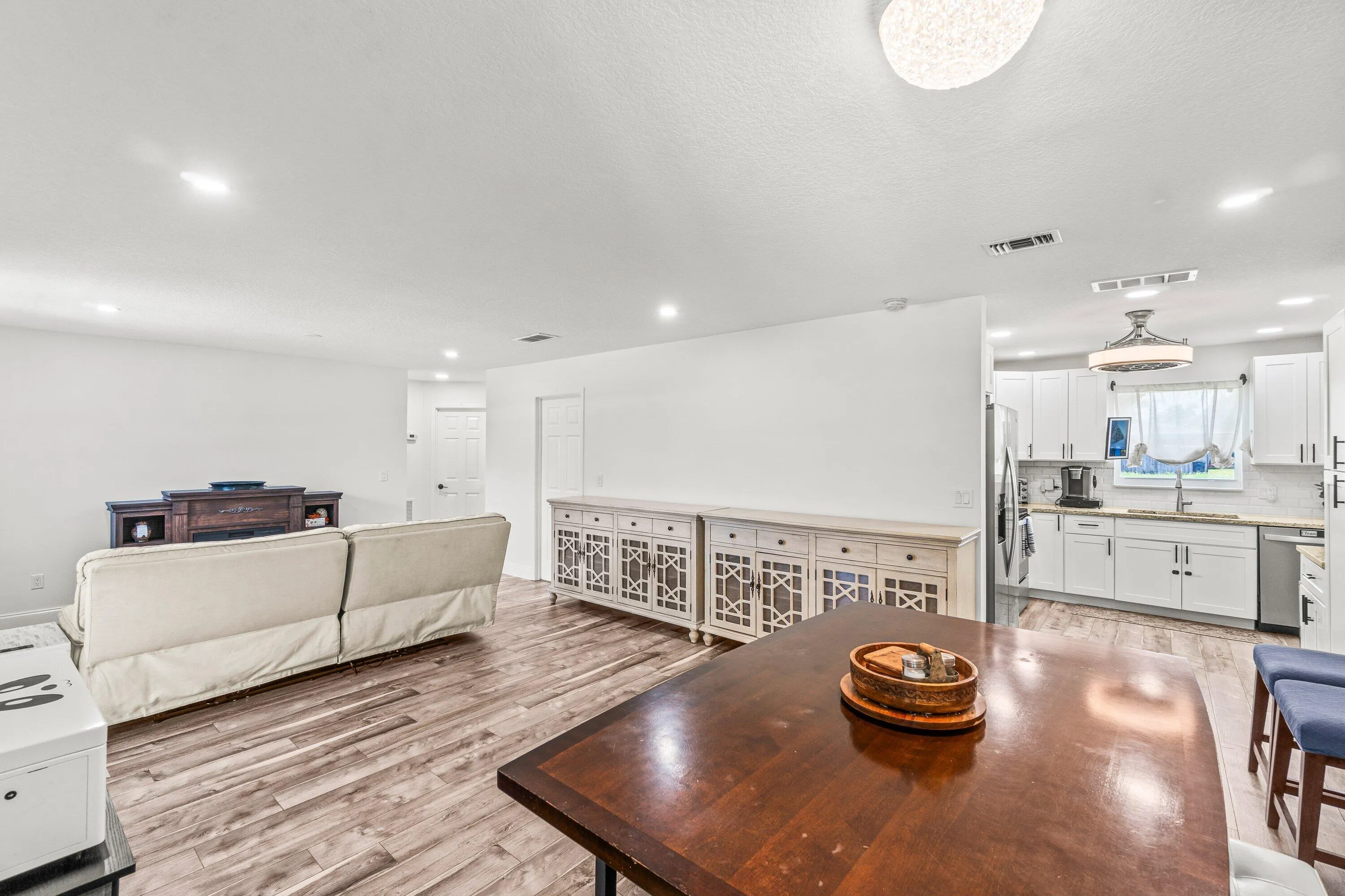9104 Artist Place