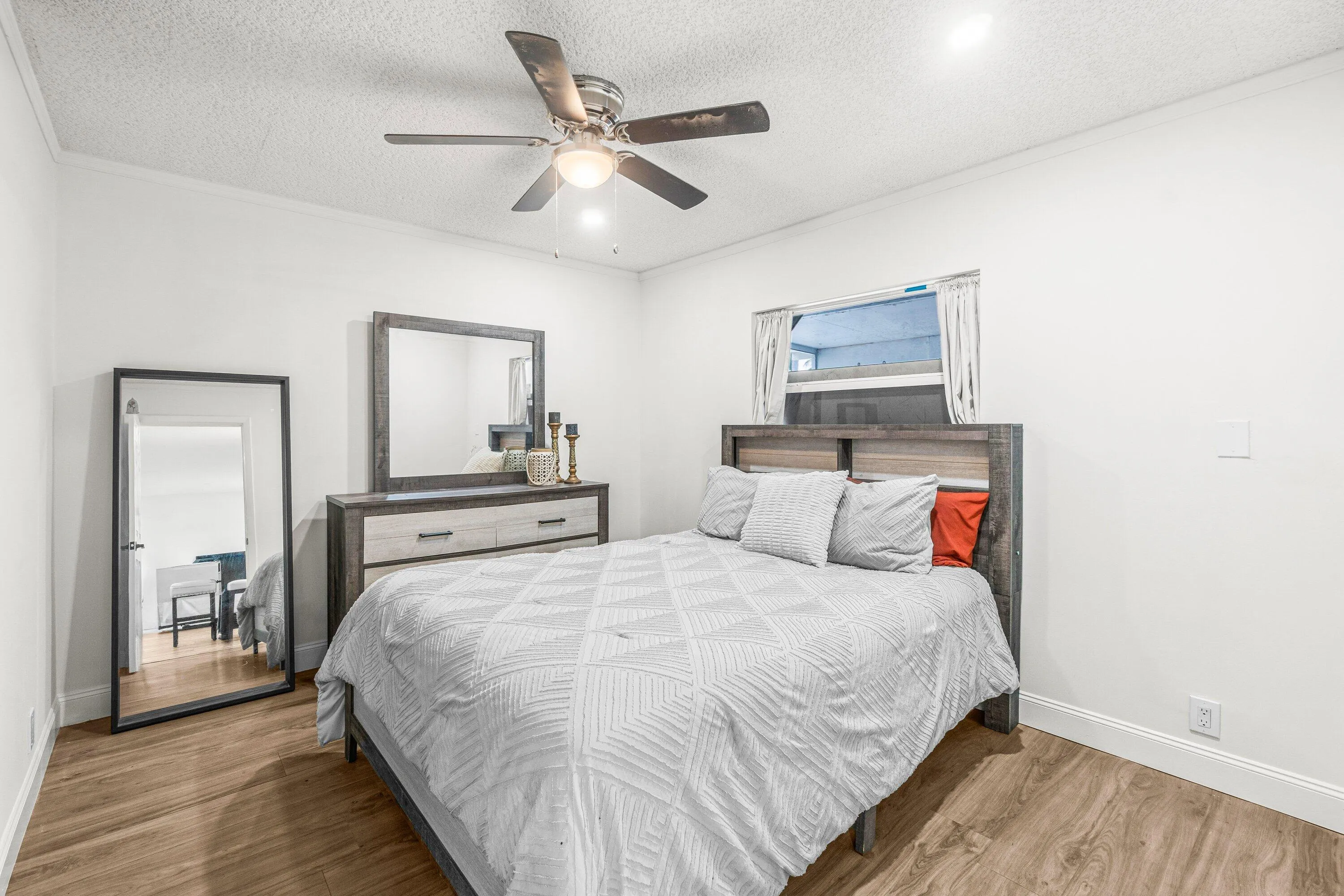 9104 Artist Place