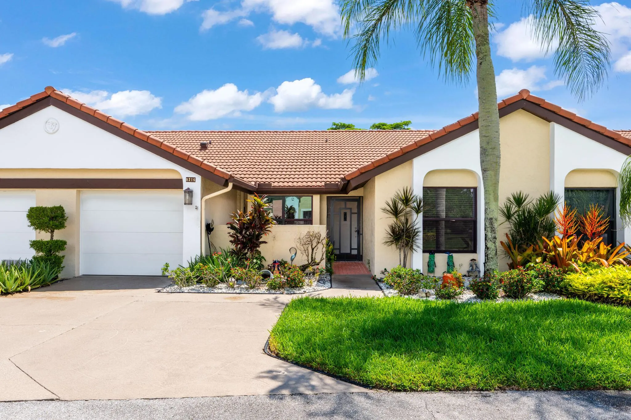 8216 Waterline Drive