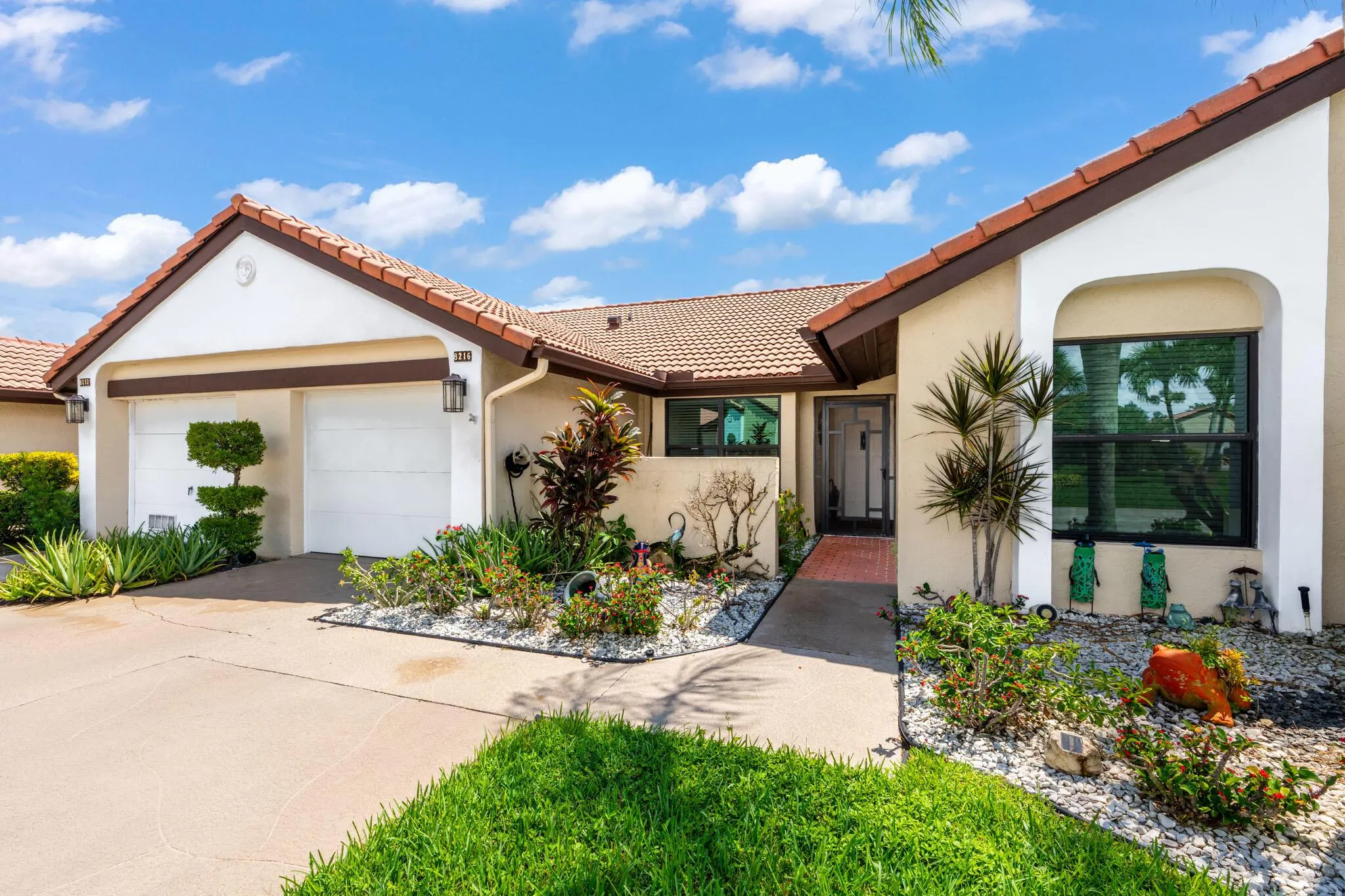 8216 Waterline Drive