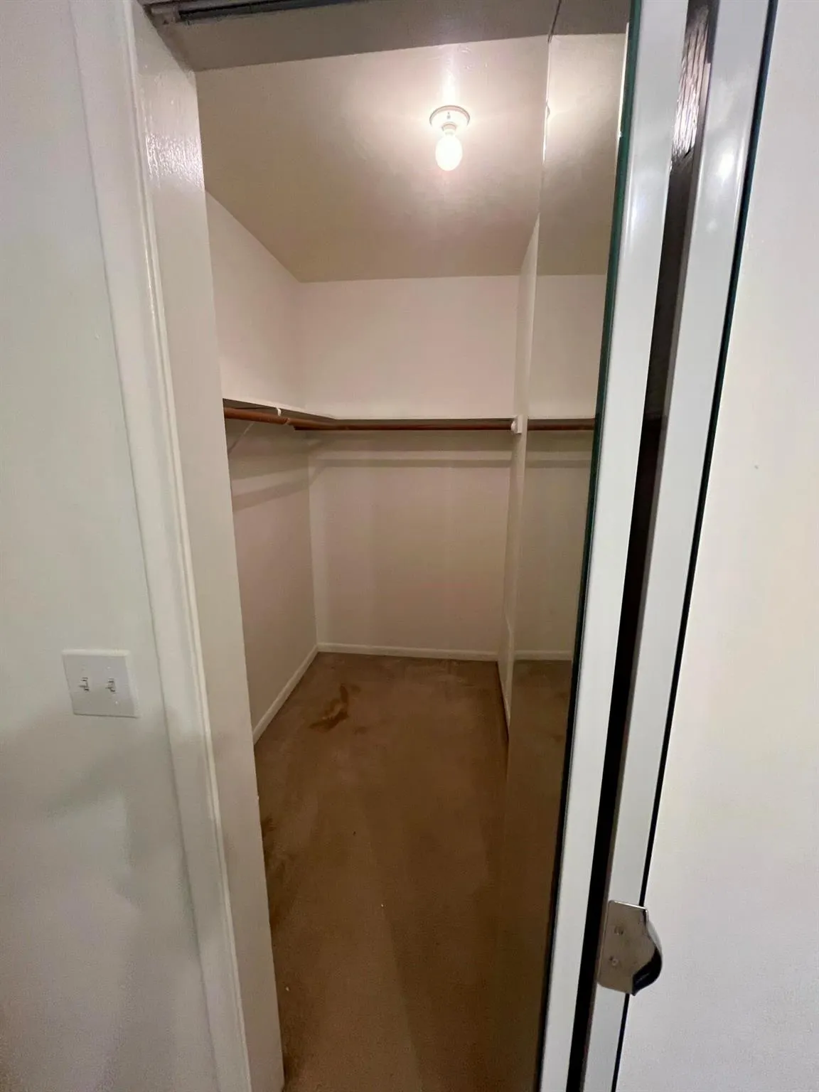 658 NE 6th Court, #L