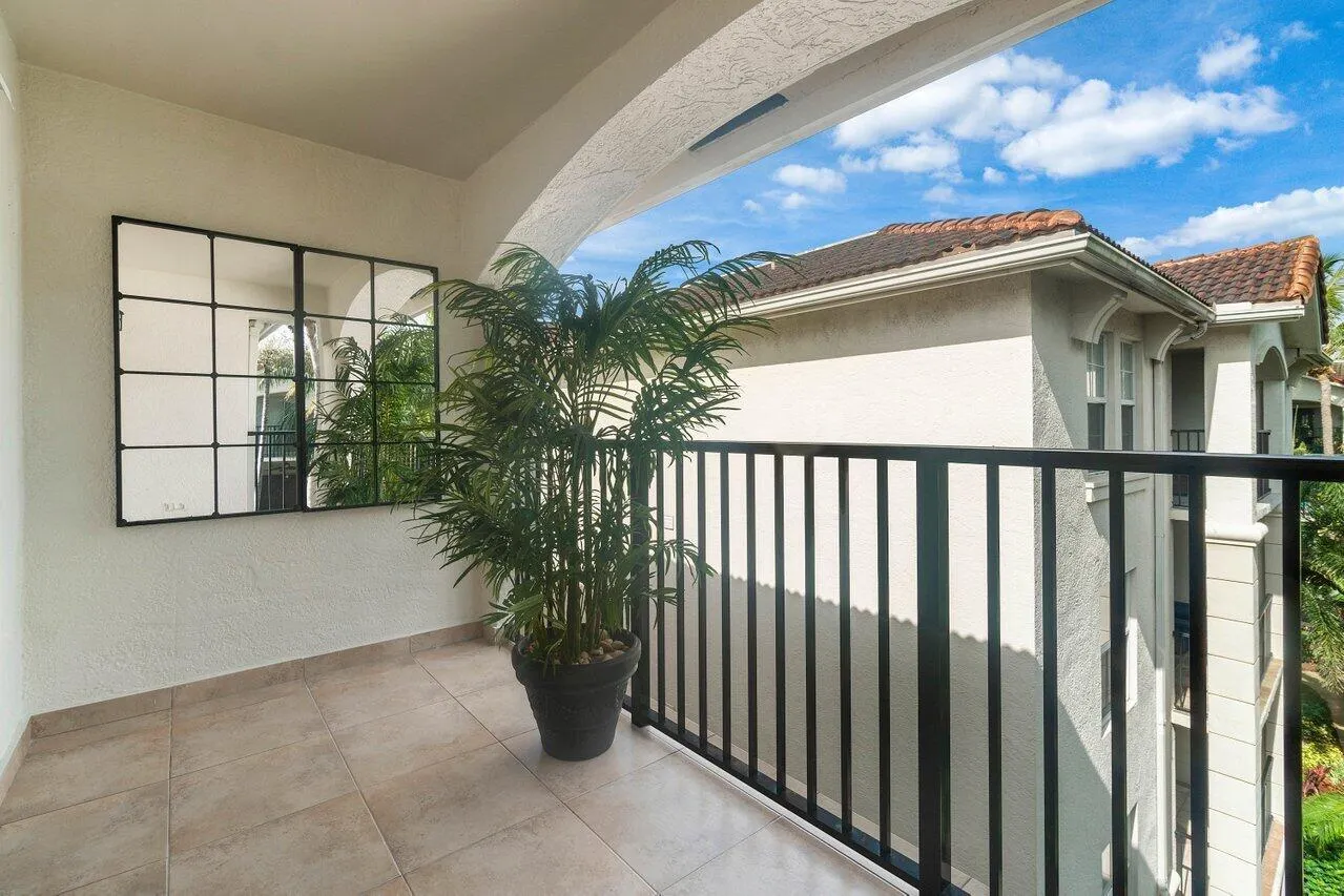 2414 Tuscany Way
