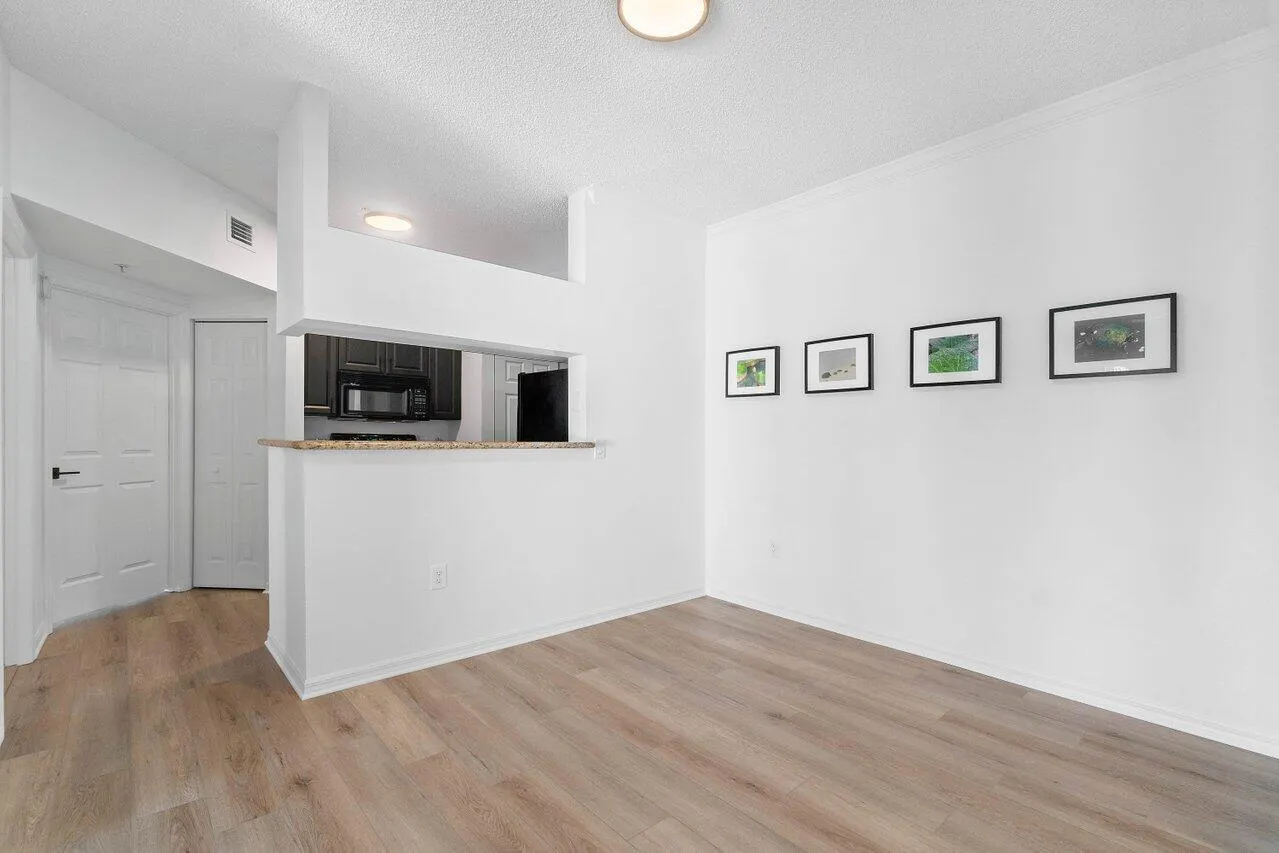 2414 Tuscany Way