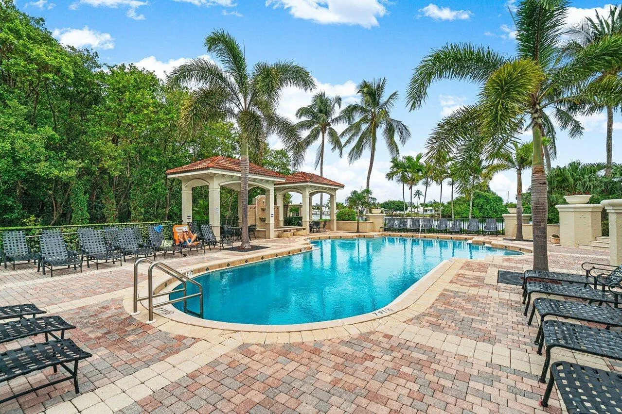 2414 Tuscany Way