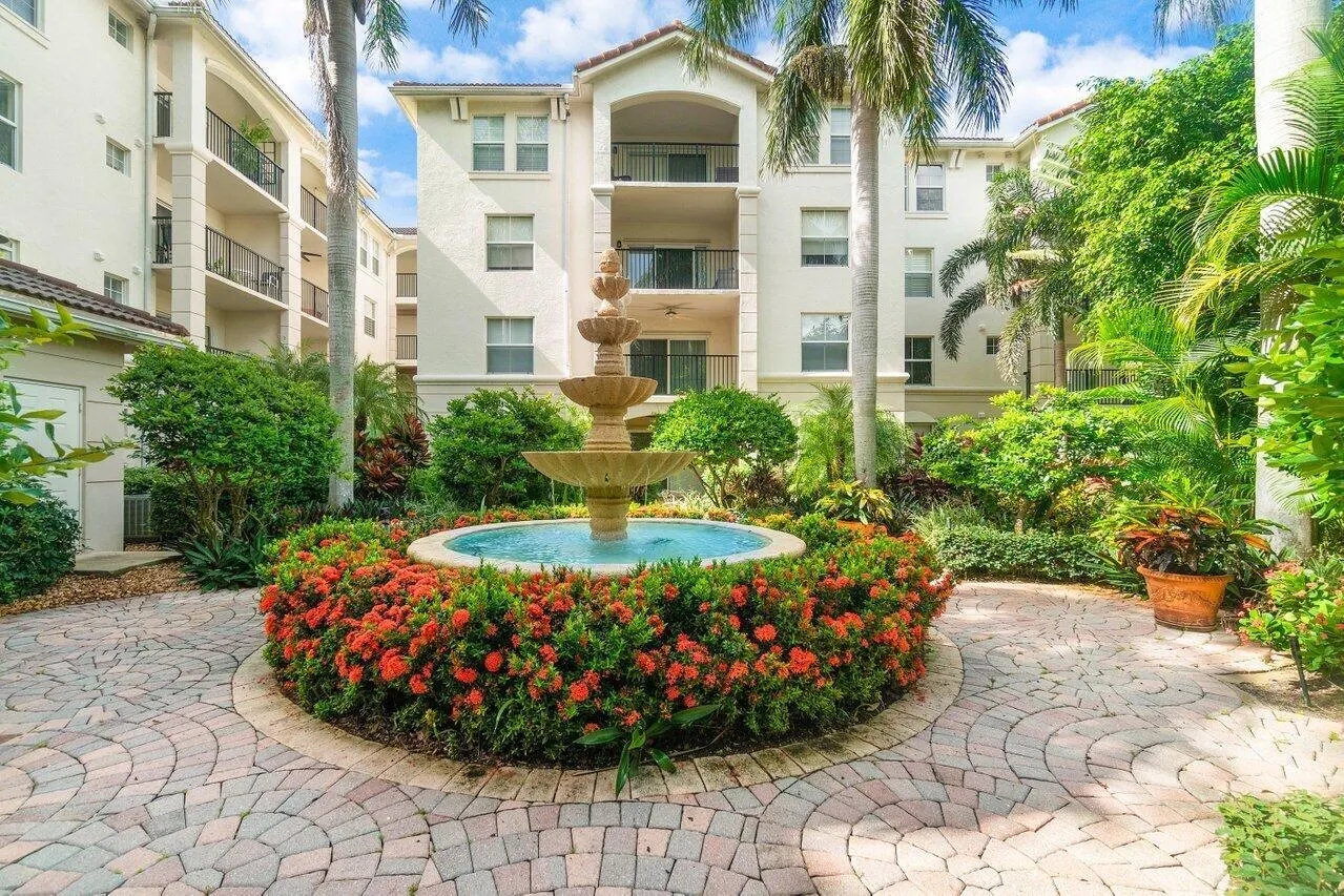 2414 Tuscany Way