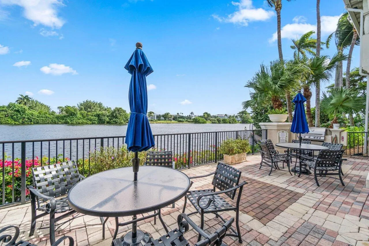 2414 Tuscany Way
