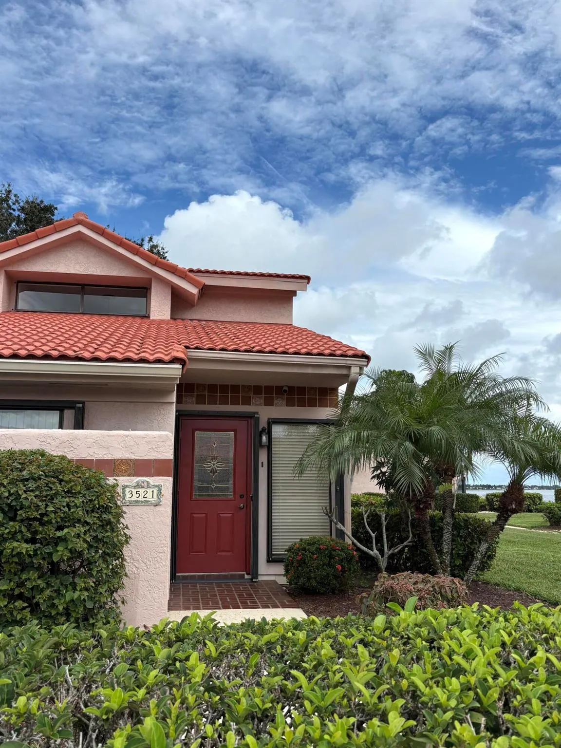 3521 SE Sandpiper Court