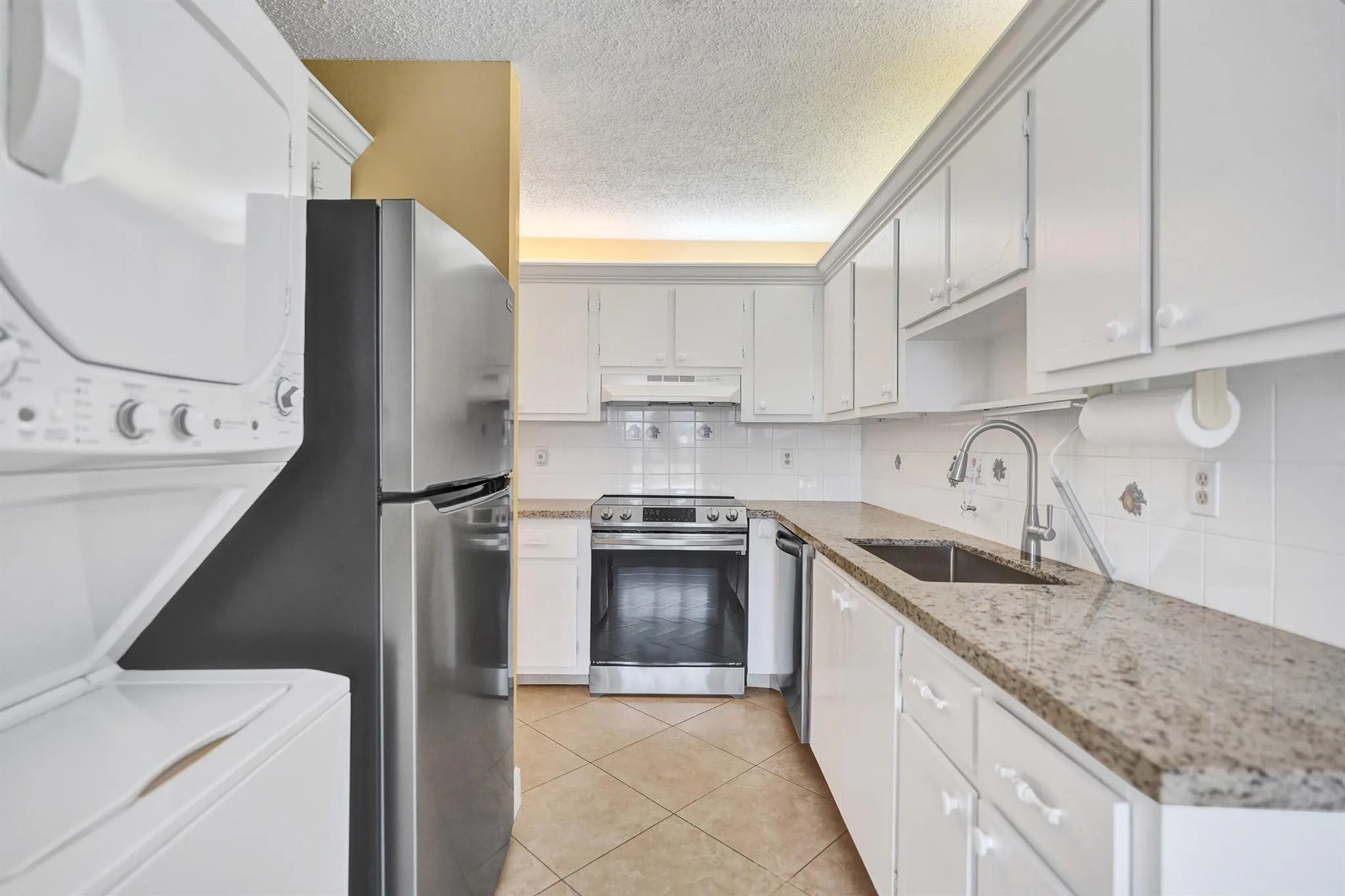 1051 Orange Terrace, #101