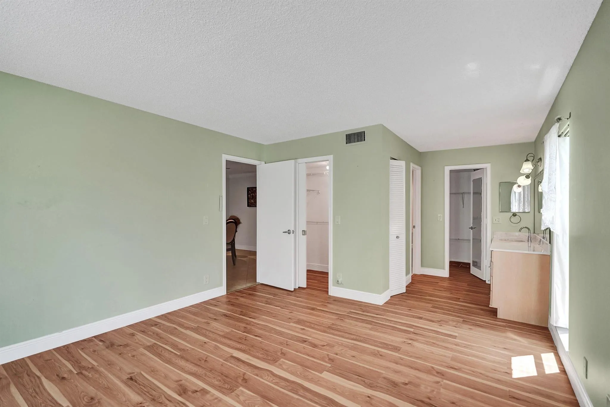 1051 Orange Terrace, #101