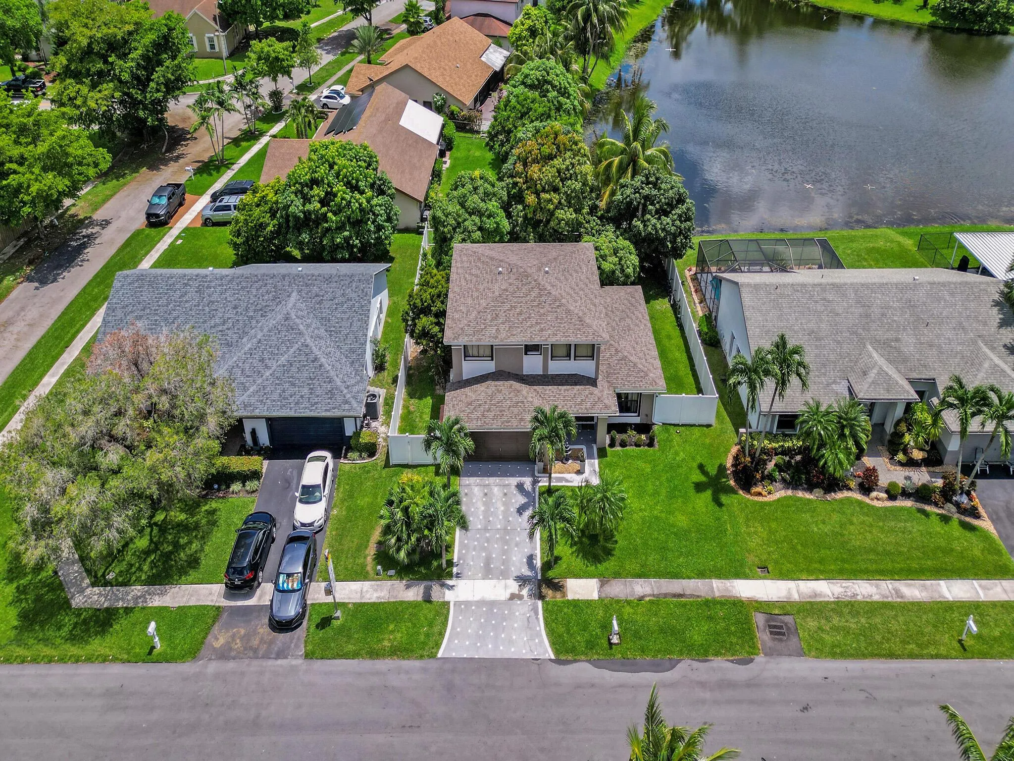 9610 Dunhill Dr