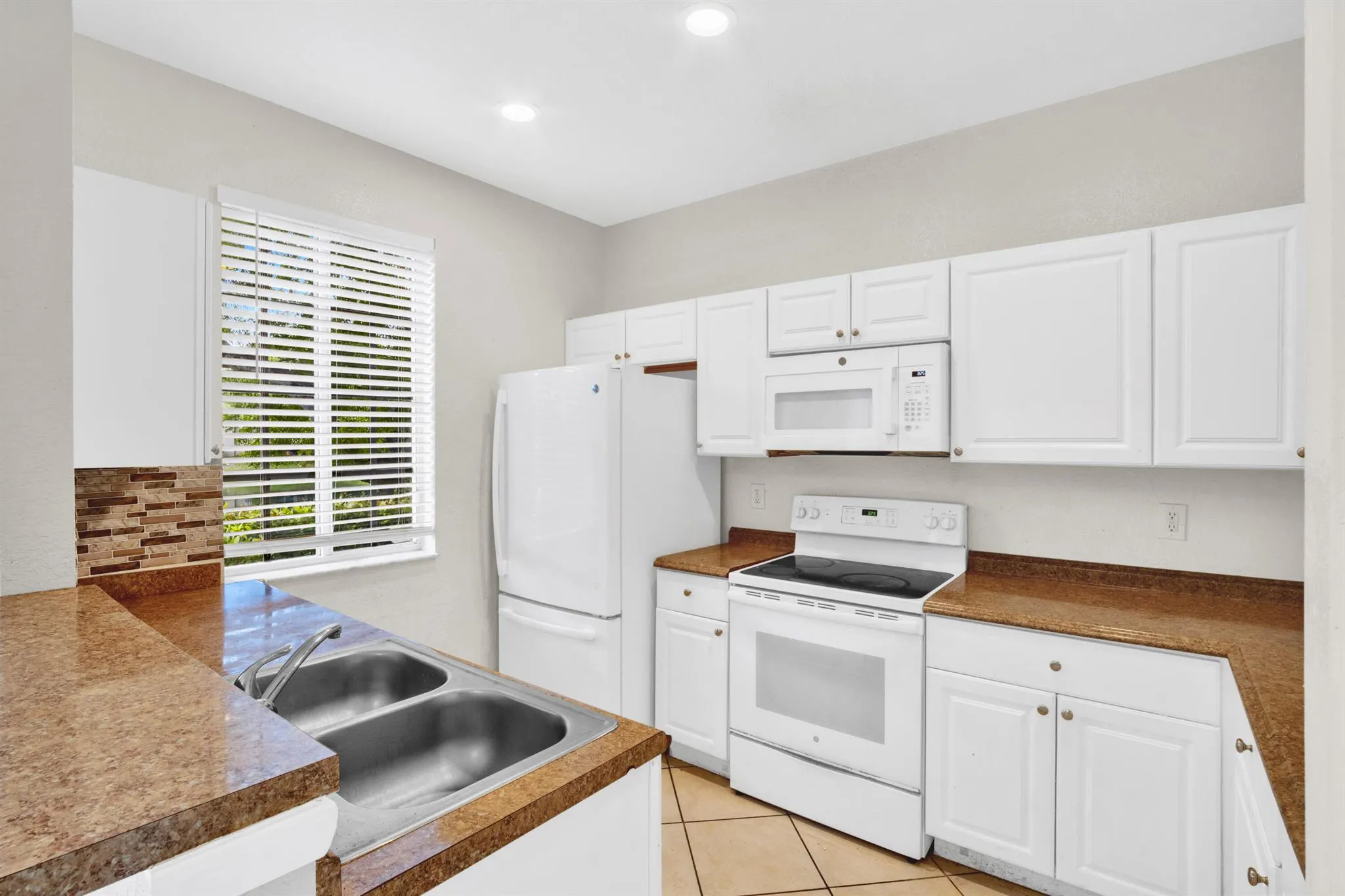 991 Abaco Lane