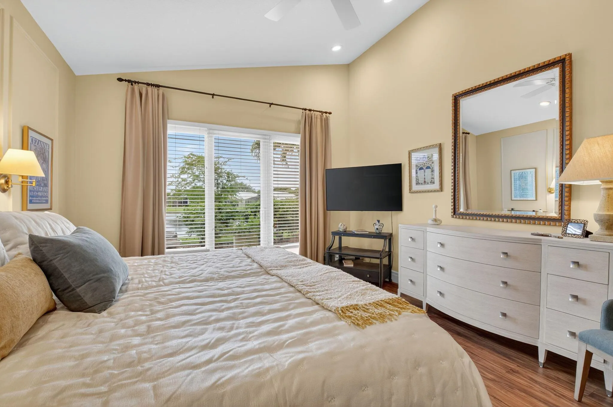 11905 Mont Lake Drive