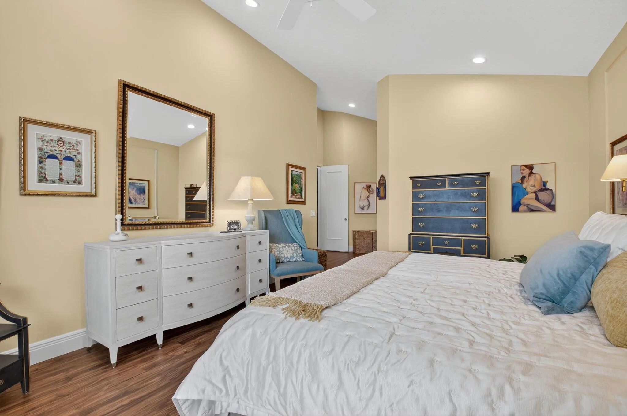 11905 Mont Lake Drive