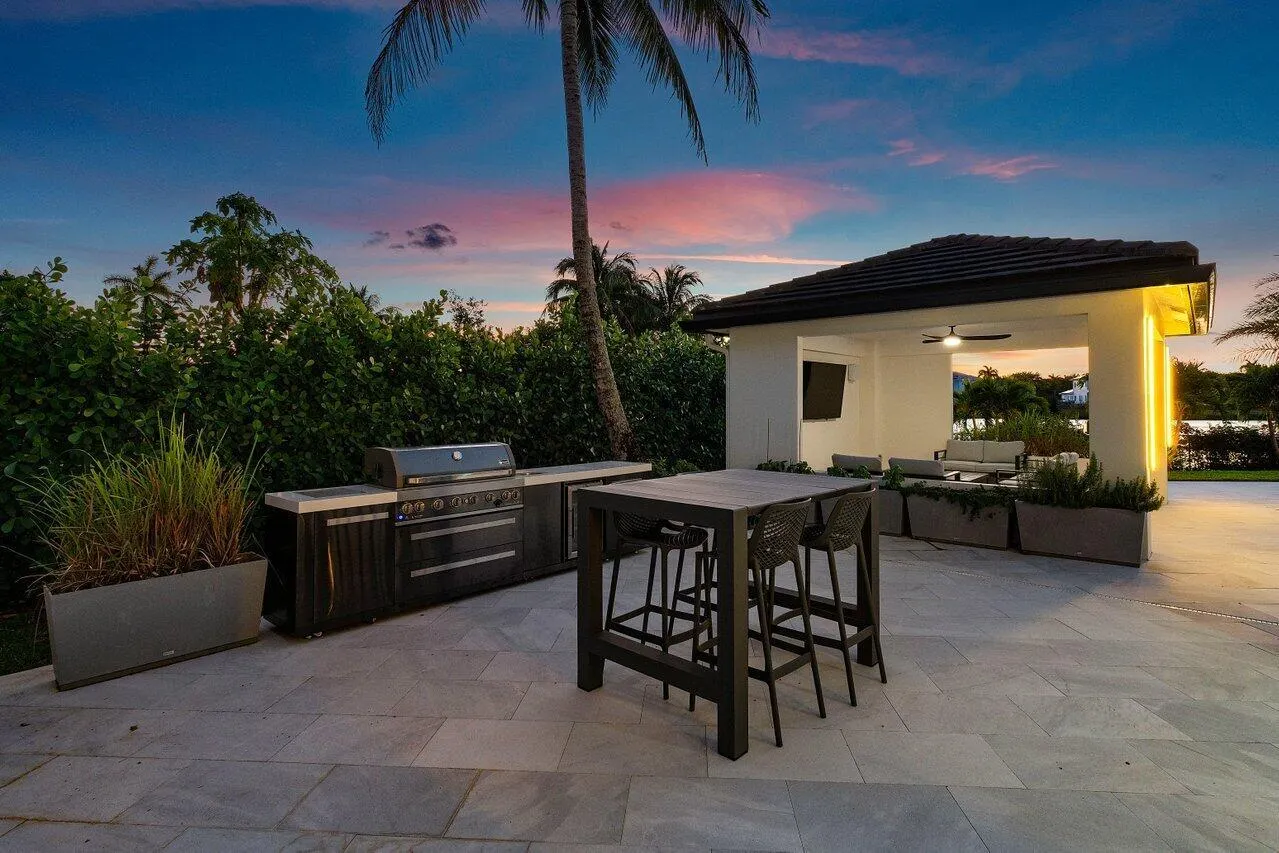 8387 Sawpine Road