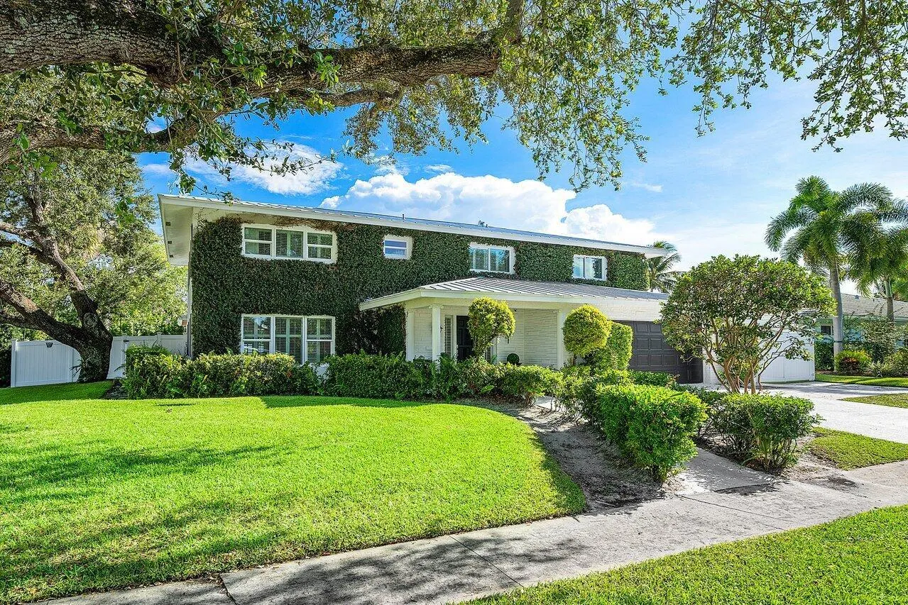 900 SW 16th Street