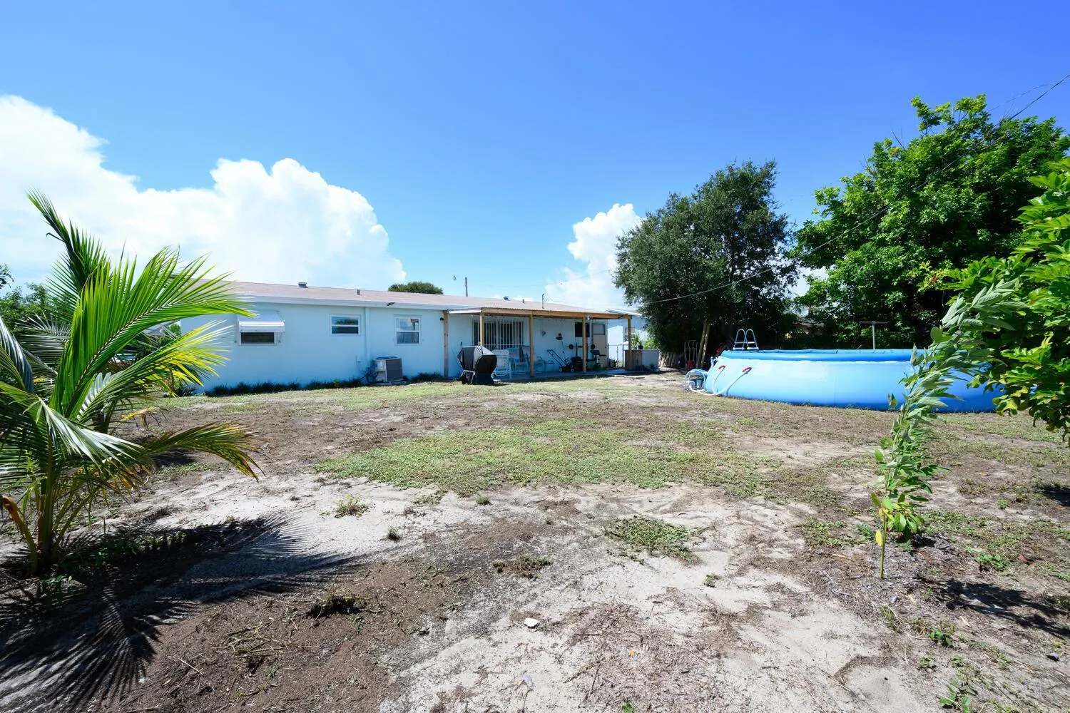 310 W 16th Way