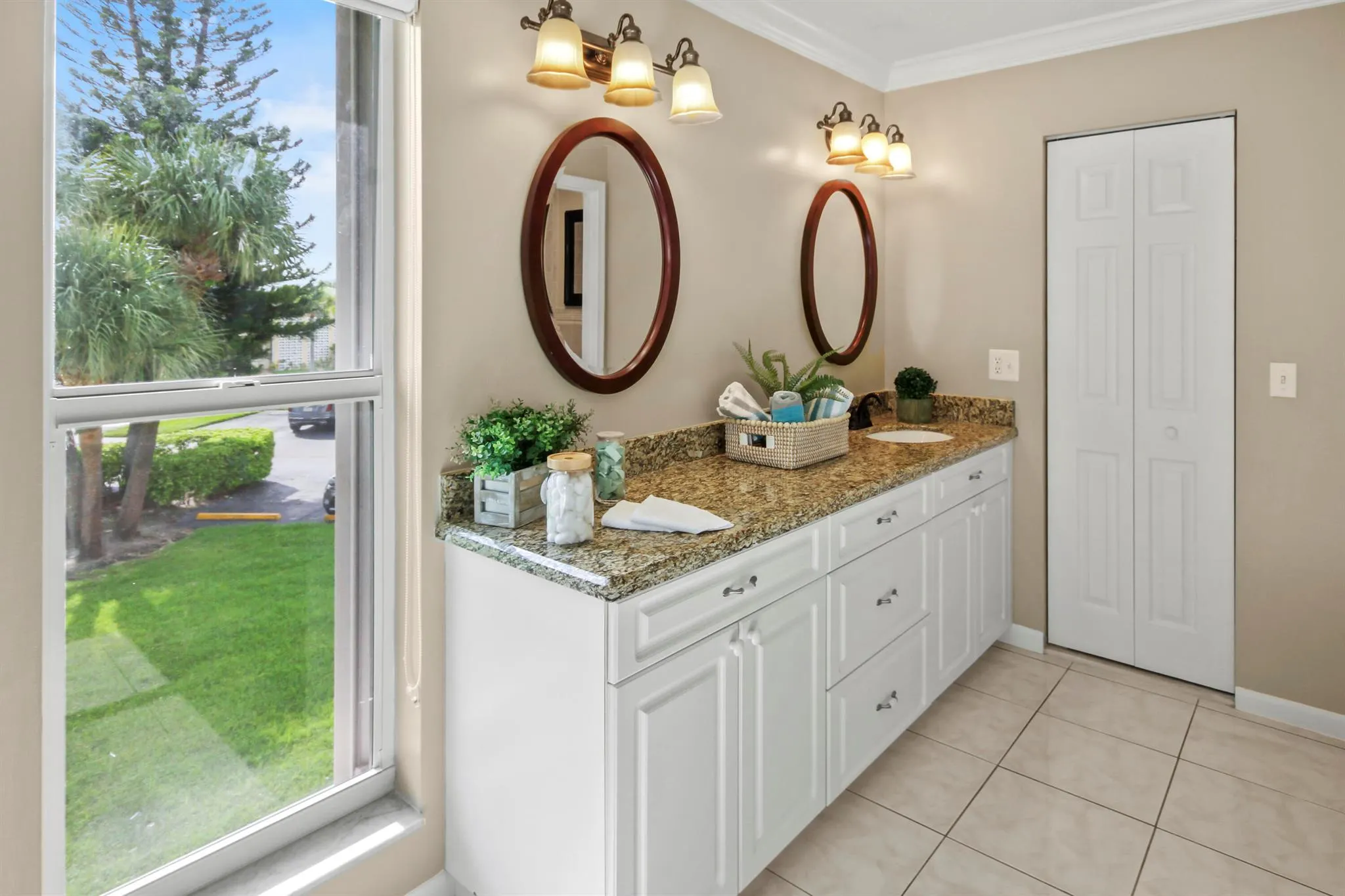 1421 NW 20th 204 Avenue, #204