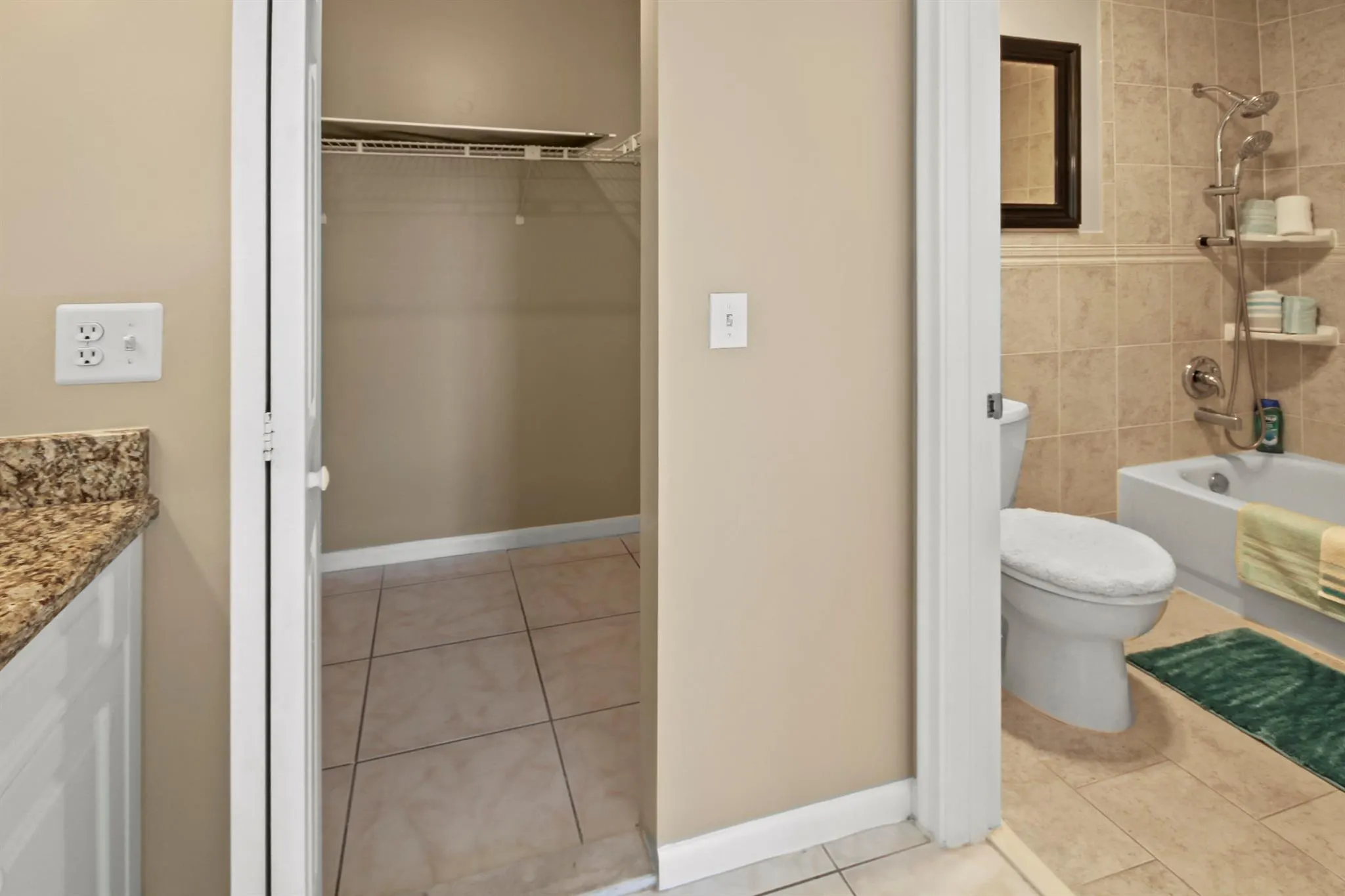 1421 NW 20th 204 Avenue, #204
