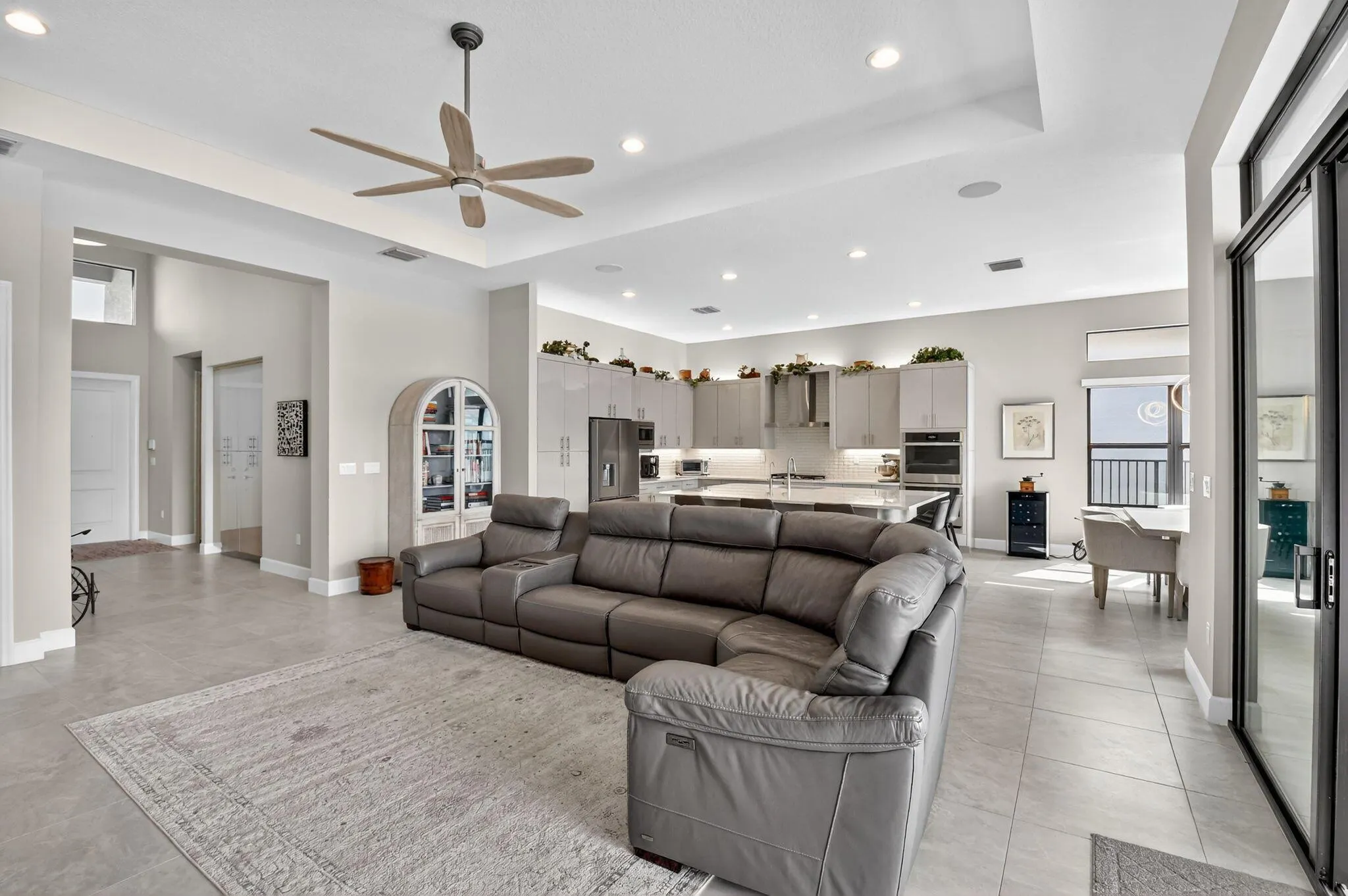 9858 Lilac Fld Way