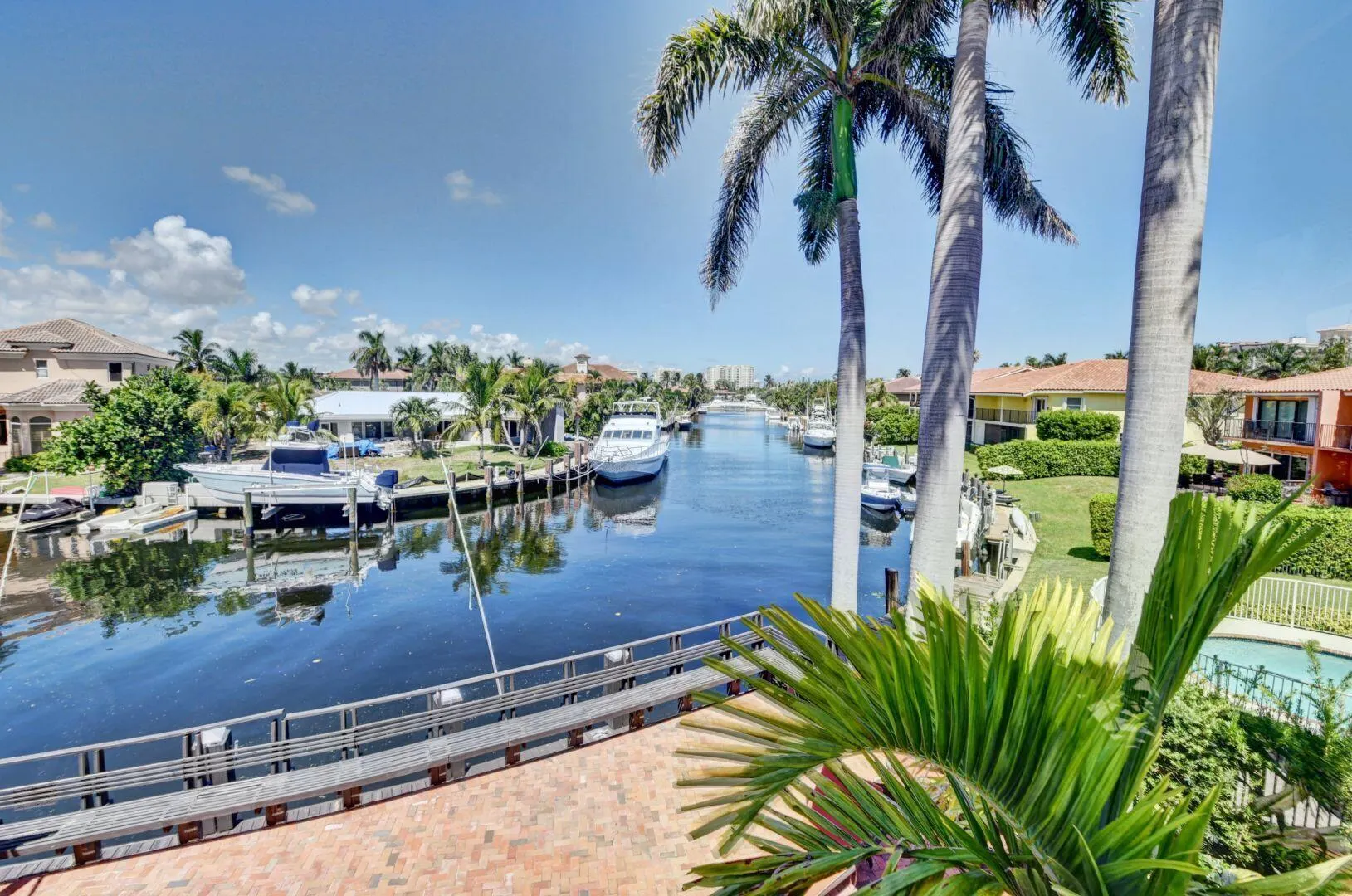 1121 Bel Air Drive, #4