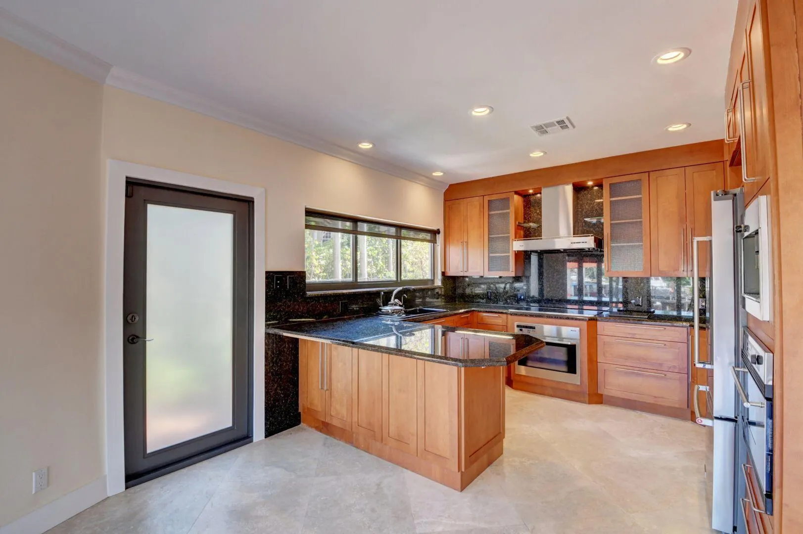 1121 Bel Air Drive, #4