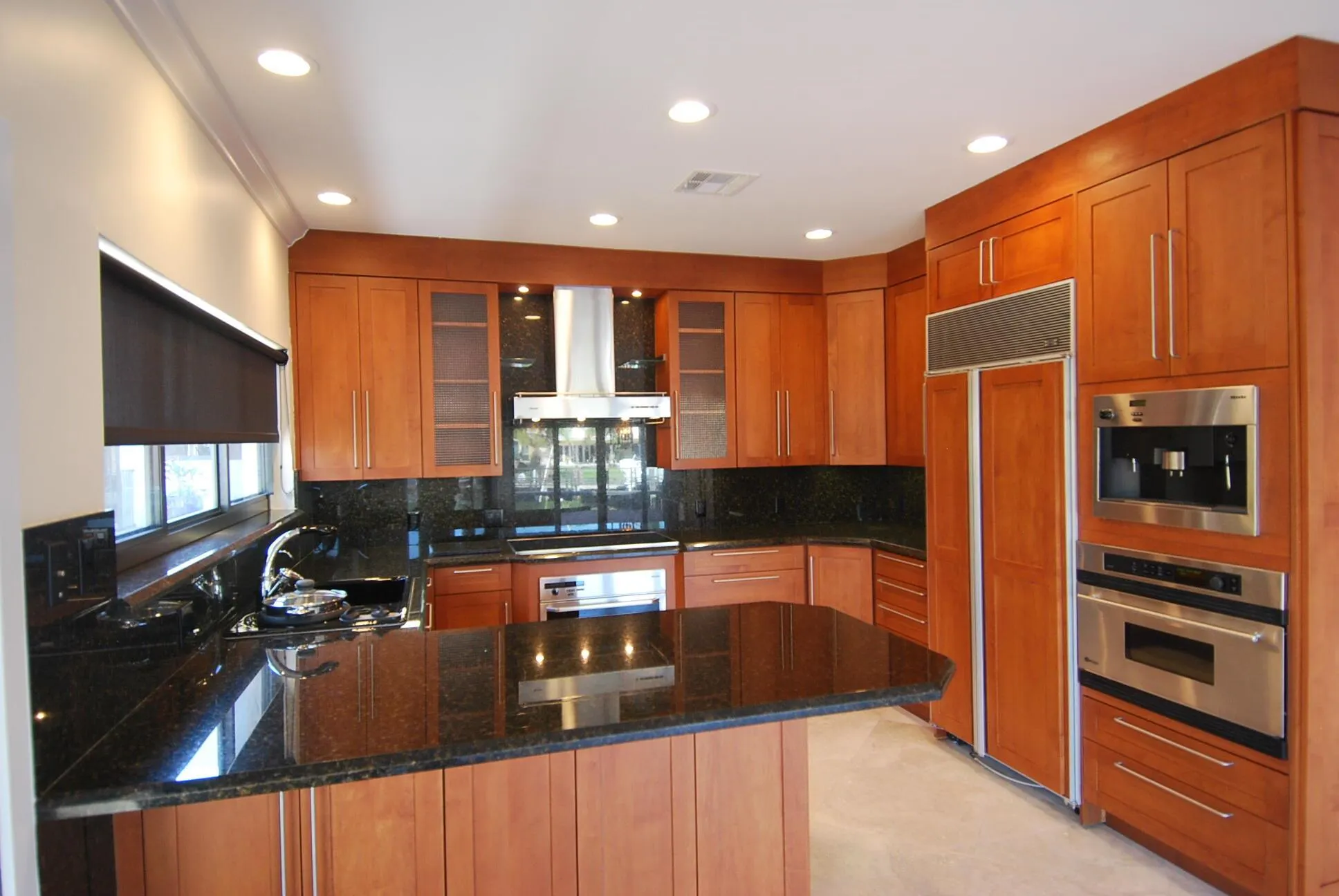 1121 Bel Air Drive, #4