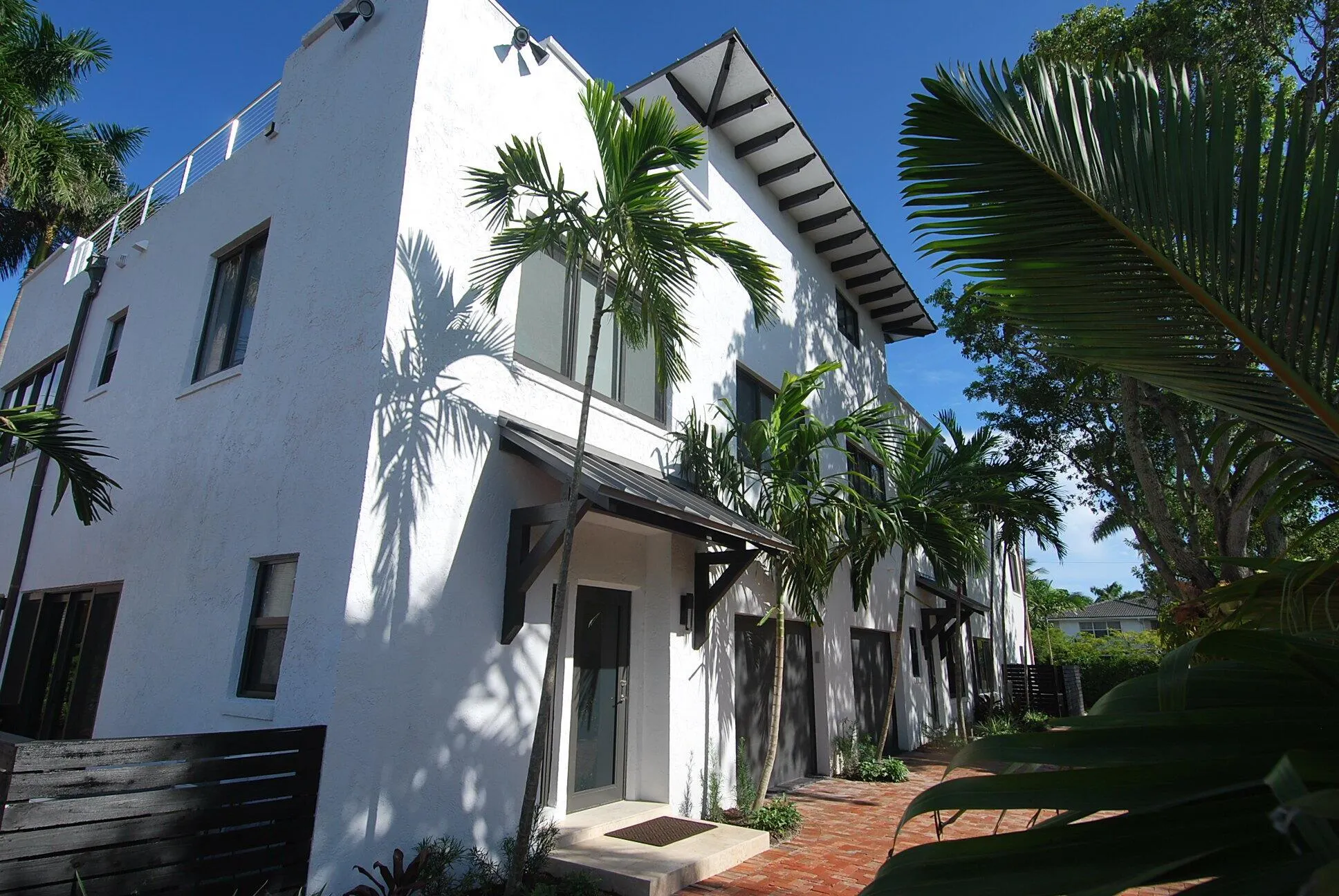 1121 Bel Air Drive, #4