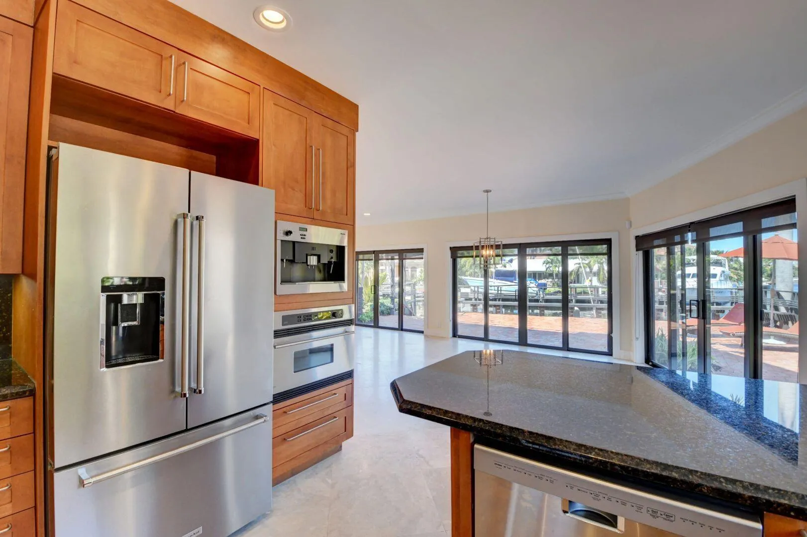 1121 Bel Air Drive, #4
