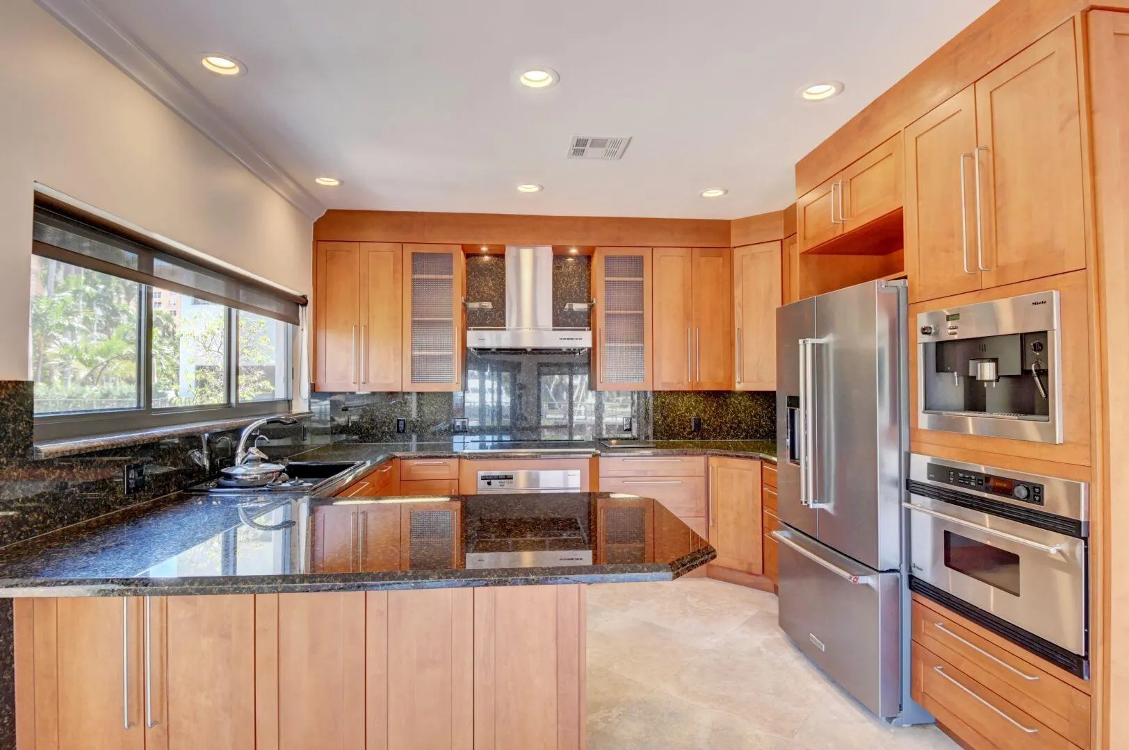 1121 Bel Air Drive, #4