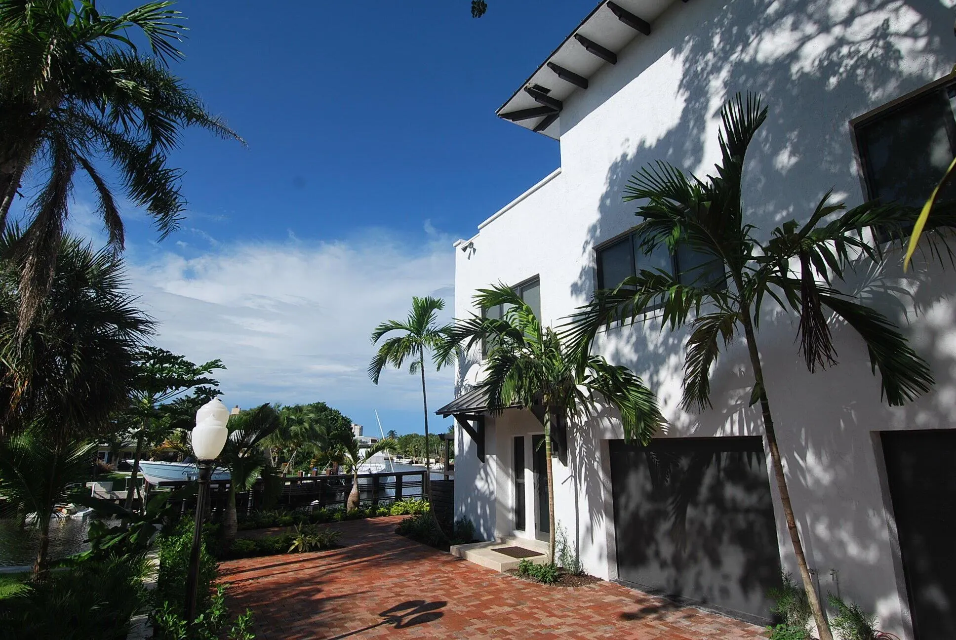 1121 Bel Air Drive, #4